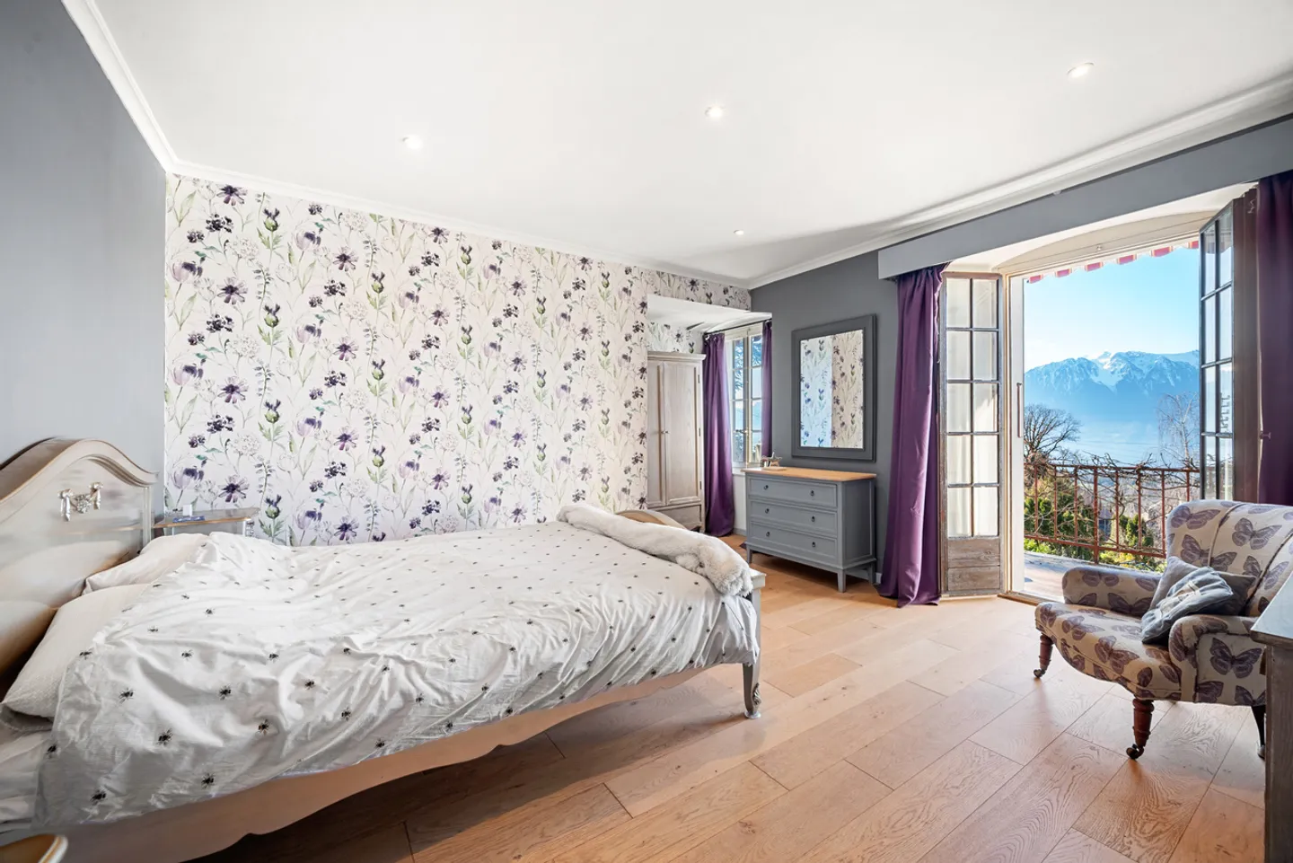 Charming property - View and character - Photo 11 of 25