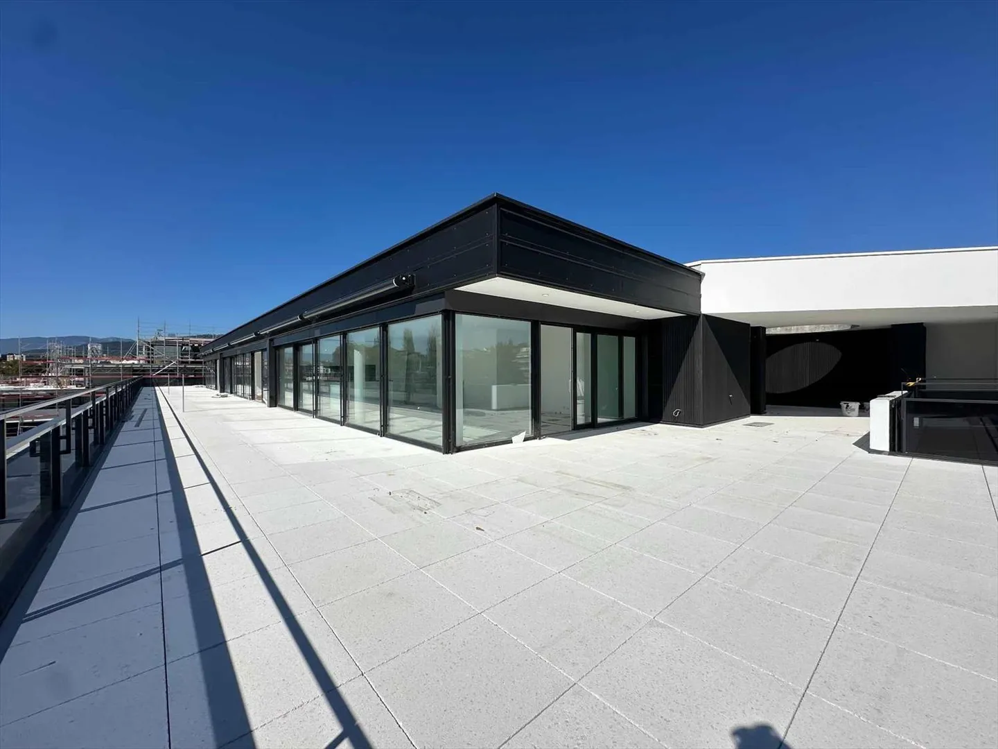 New promotion: 4.5 room penthouse with rooftop terrace - Photo 9 of 13