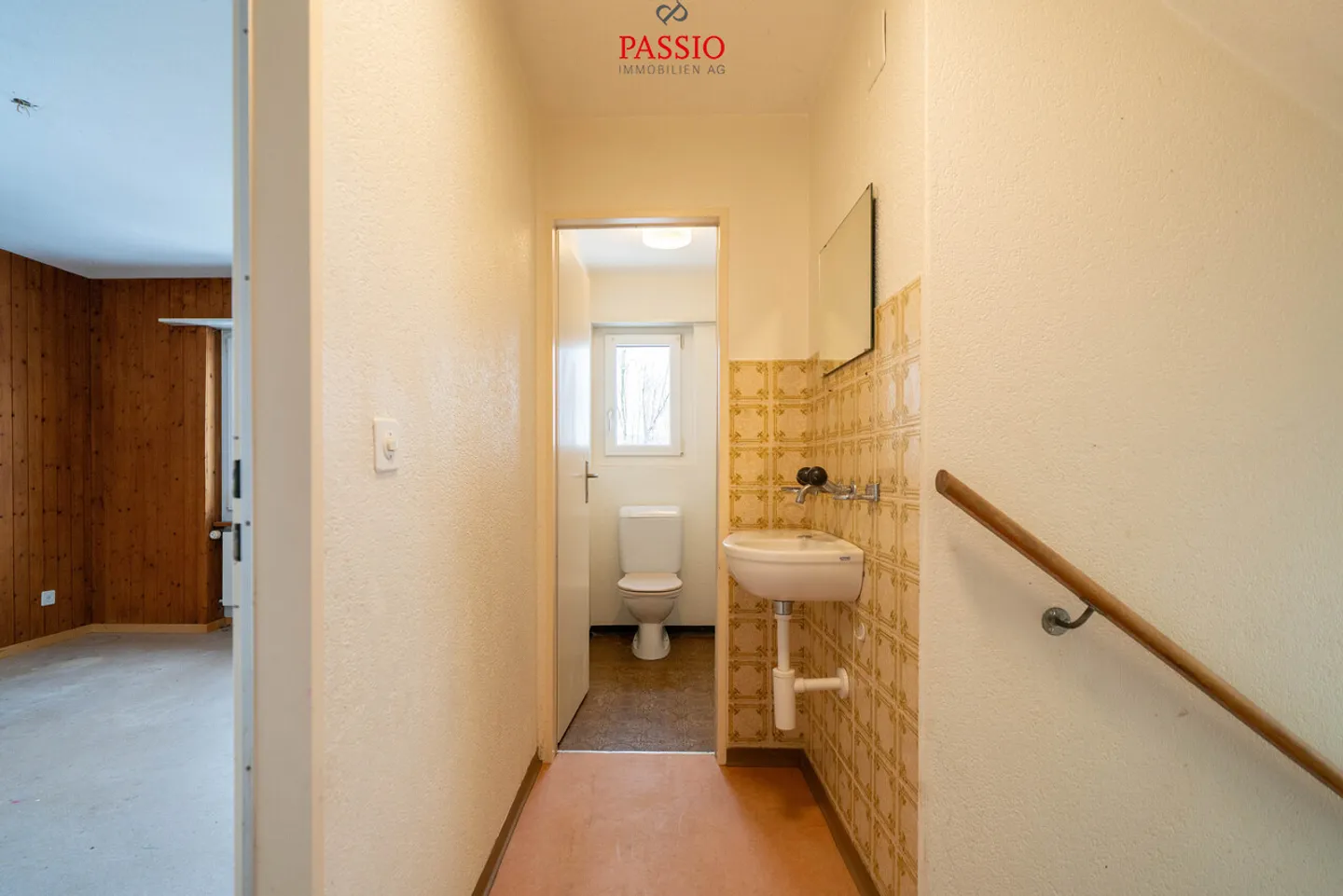 Ampia casa a schiera angolare di 6,5 stanze con giardino e piscina comune - Foto 12 di 30