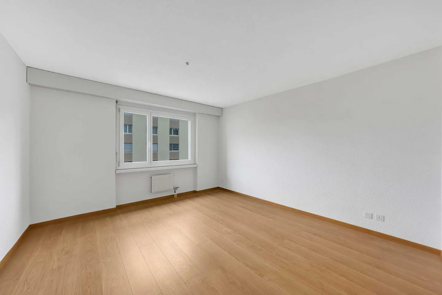 Appartamento 2.5 stanze - Foto 3 di 8