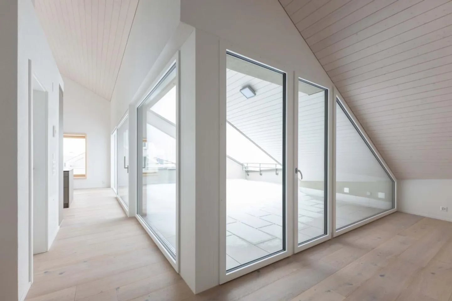 Appartement Penthouse Exclusif - Photo 4 sur 11