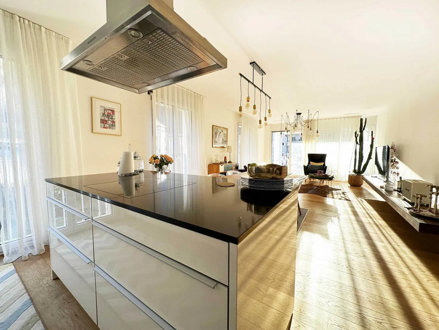 Moderne Wohnung mit Wellnessbereich zu verkaufen - Foto 8 von 15
