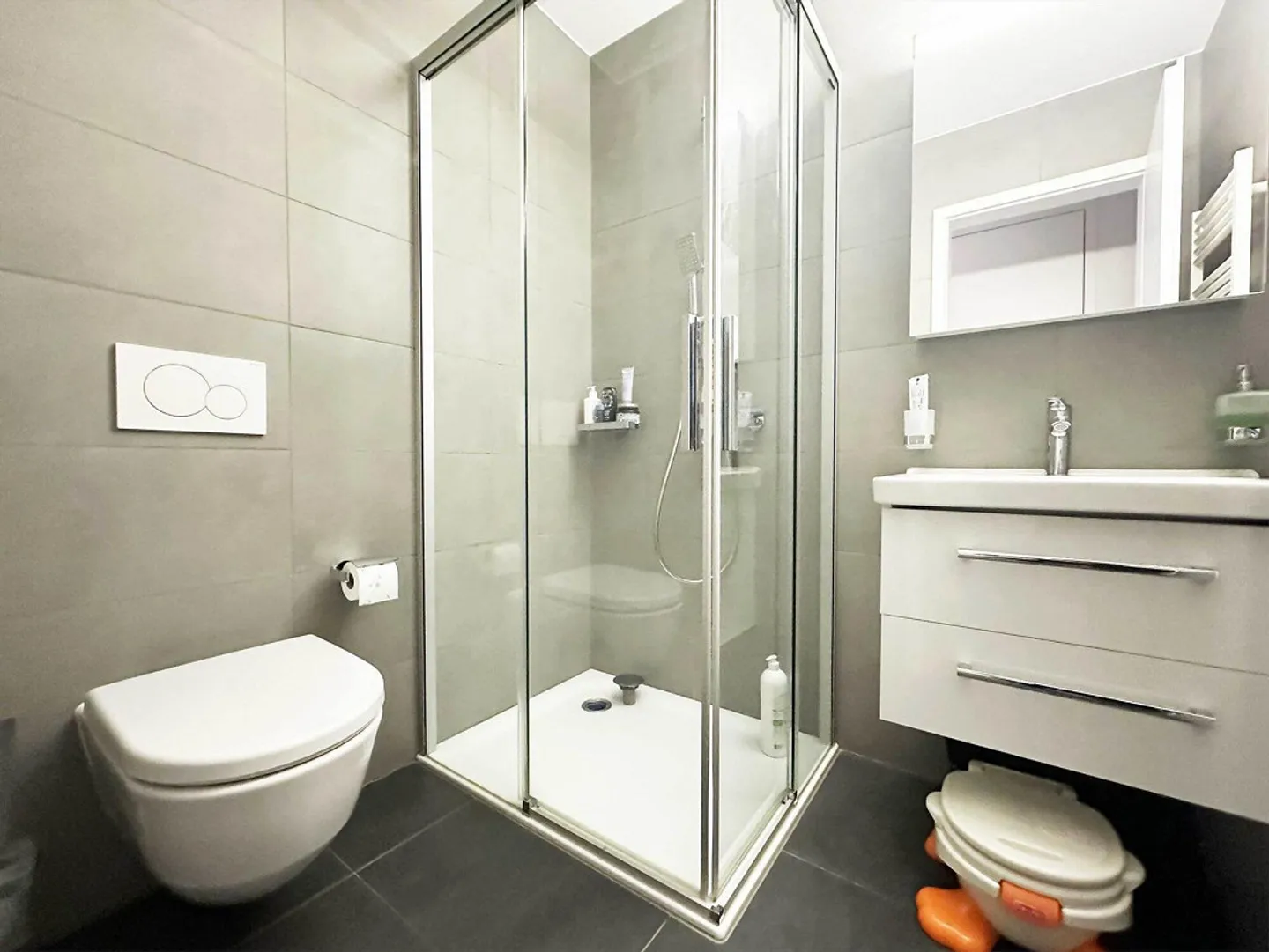 Moderne Wohnung mit Wellnessbereich zu verkaufen - Foto 11 von 15