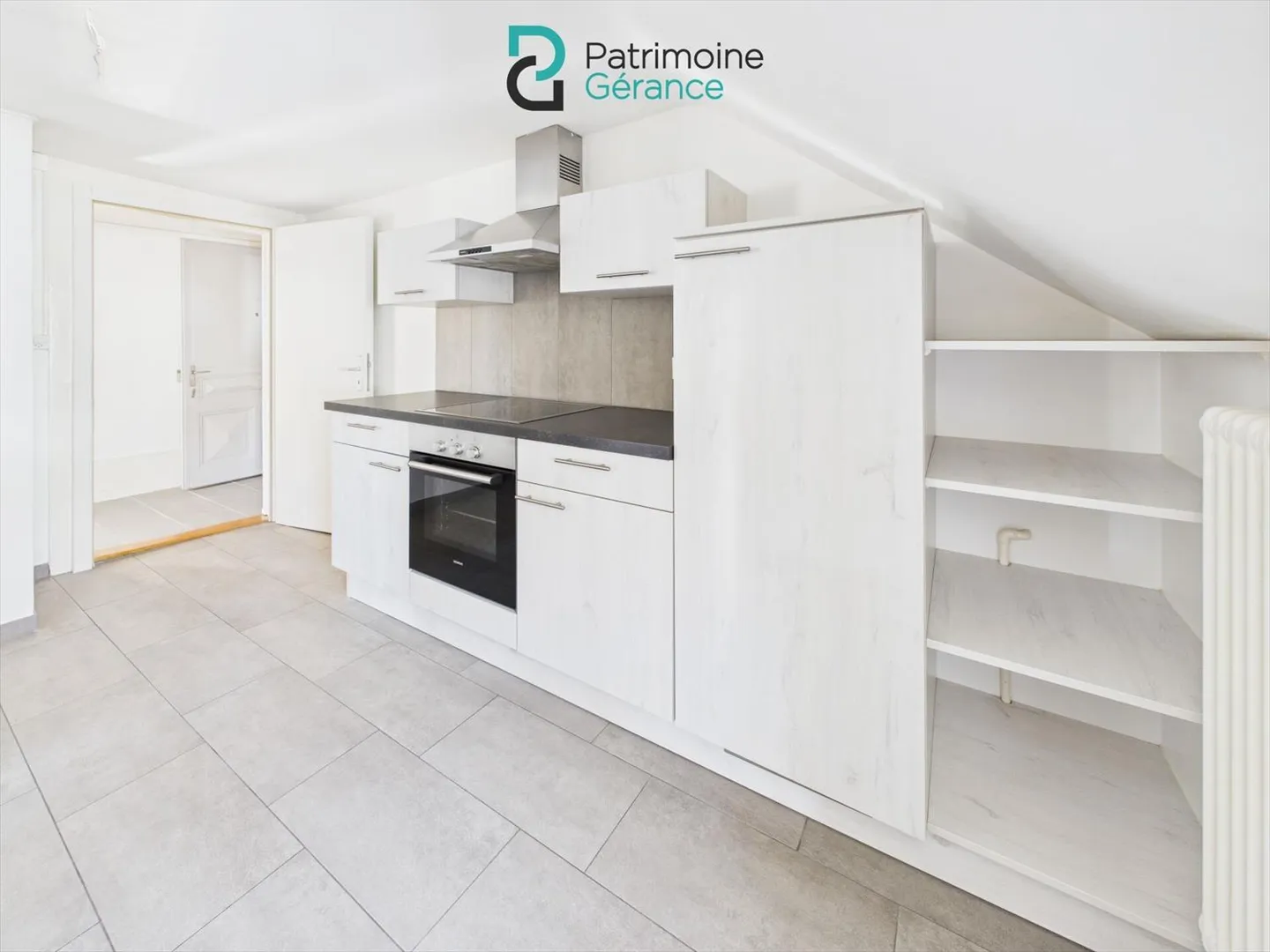Appartamento ristrutturato con 3,5 stanze - Foto 7 di 9