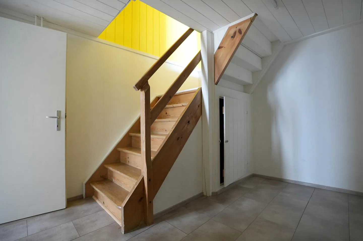 Charming row house with garden in the middle of the village - Photo 7 of 14