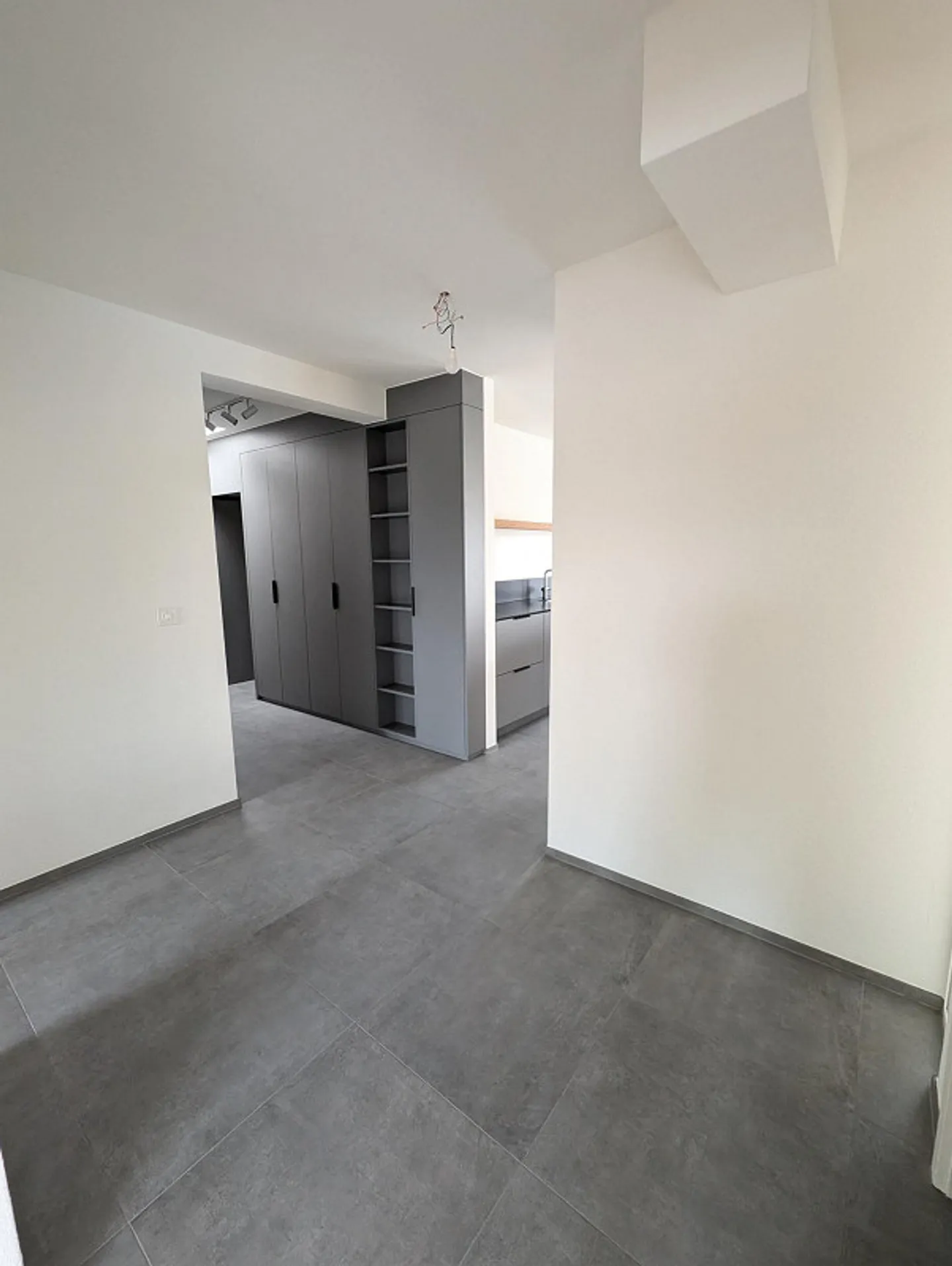 Esclusivo appartamento attico di 4,5 stanze con 2 terrazze a St. Johann - Foto 12 di 18