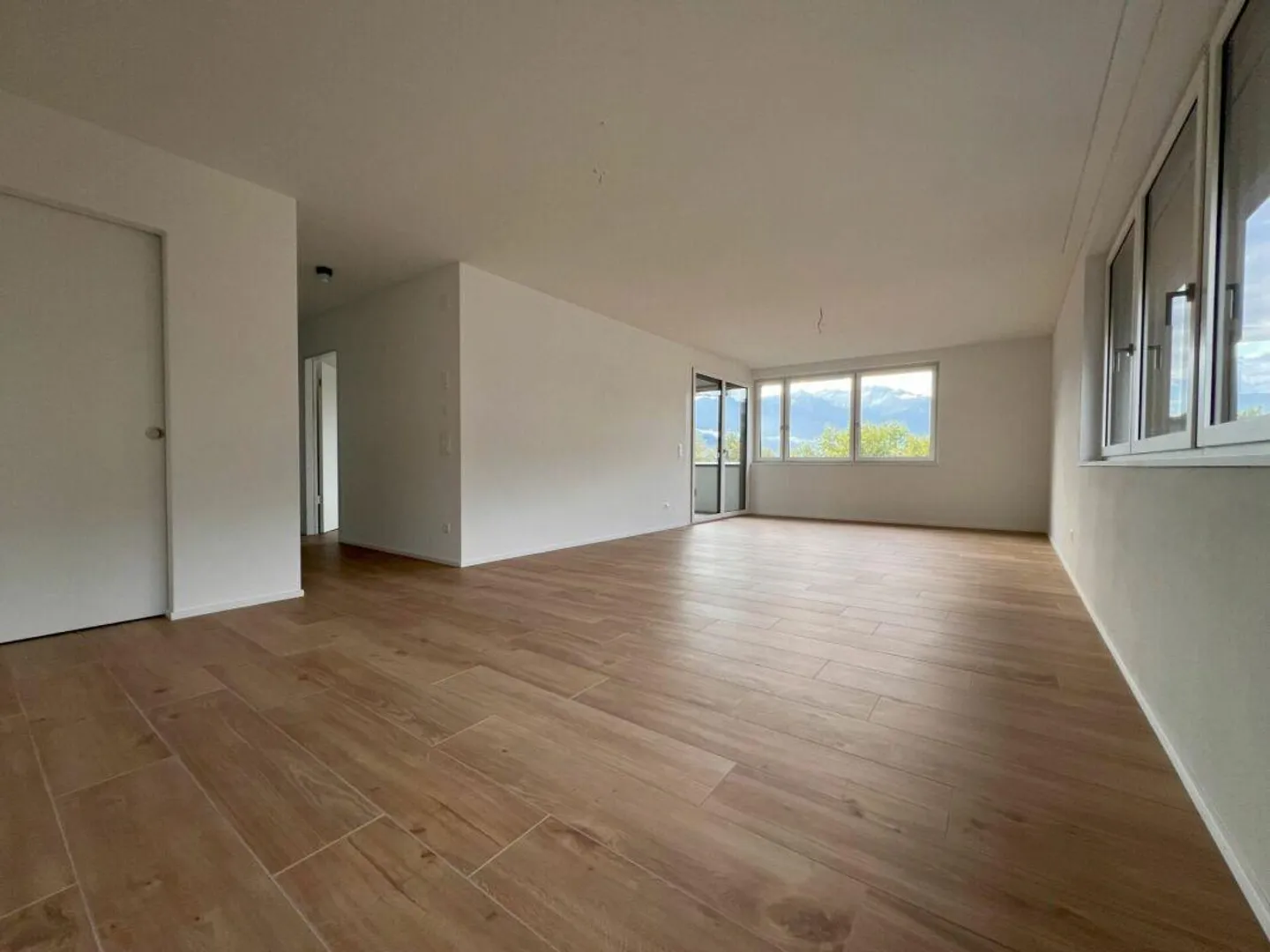 3.5 Room Apartment in Prime Location in the Center of Buchs - Photo 3 of 6