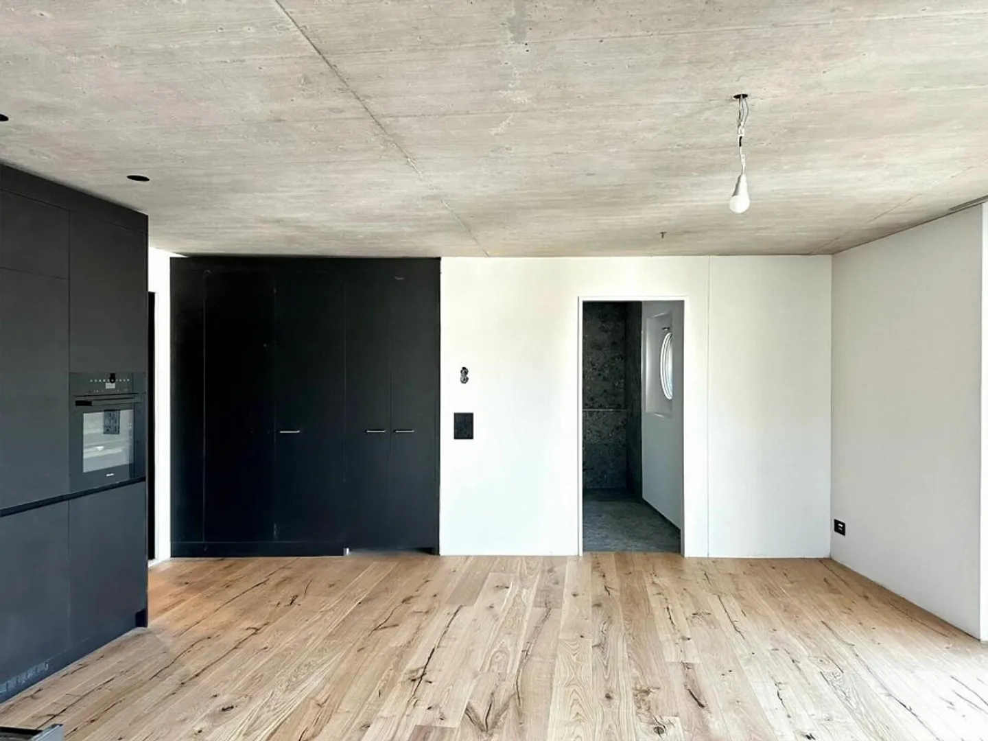 Prima occupazione: appartamento nuovo di 2,5 locali in posizione tranquilla - Foto 3 di 9