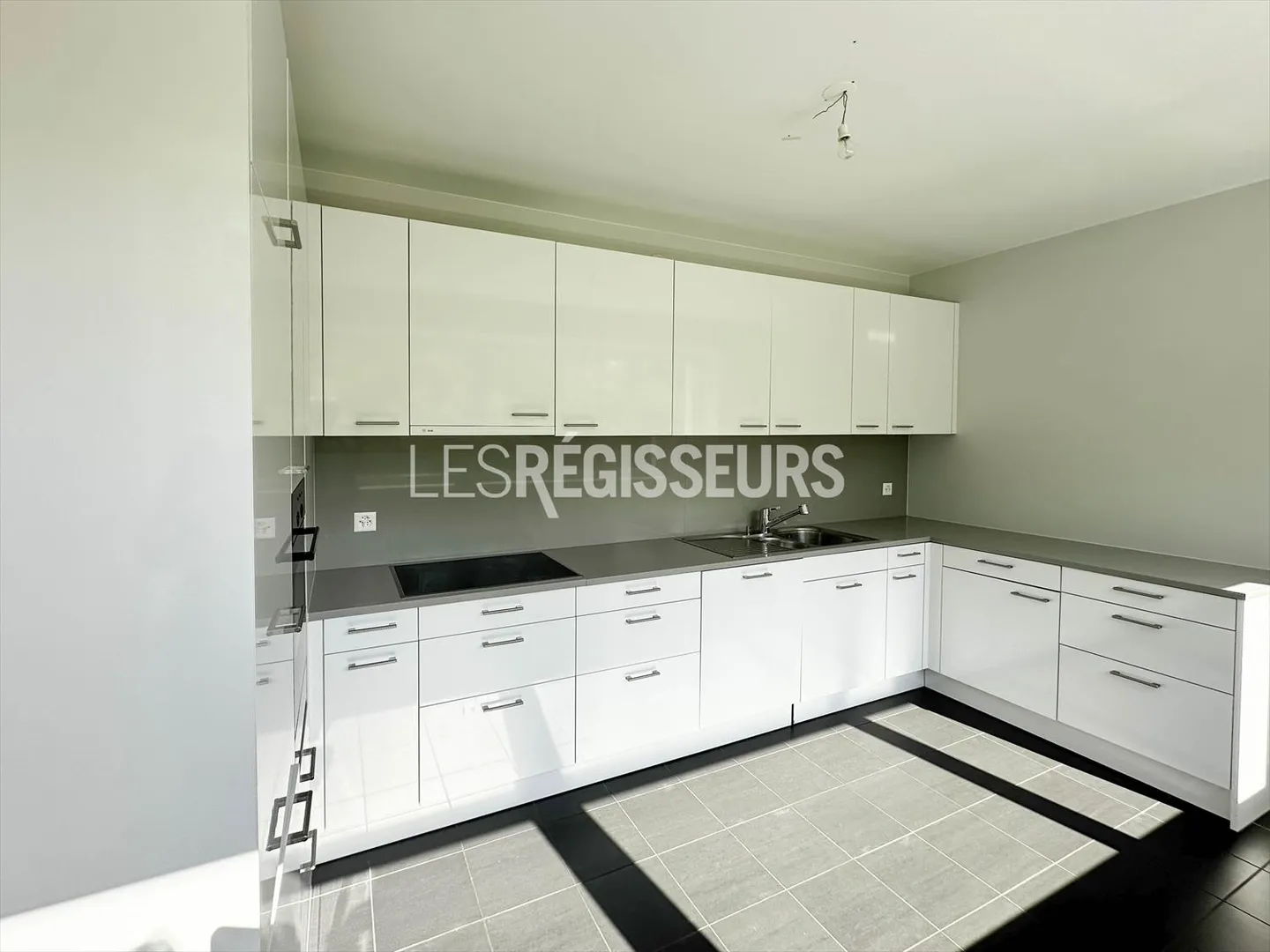 Appartement 8 pièces - Photo 5 sur 10