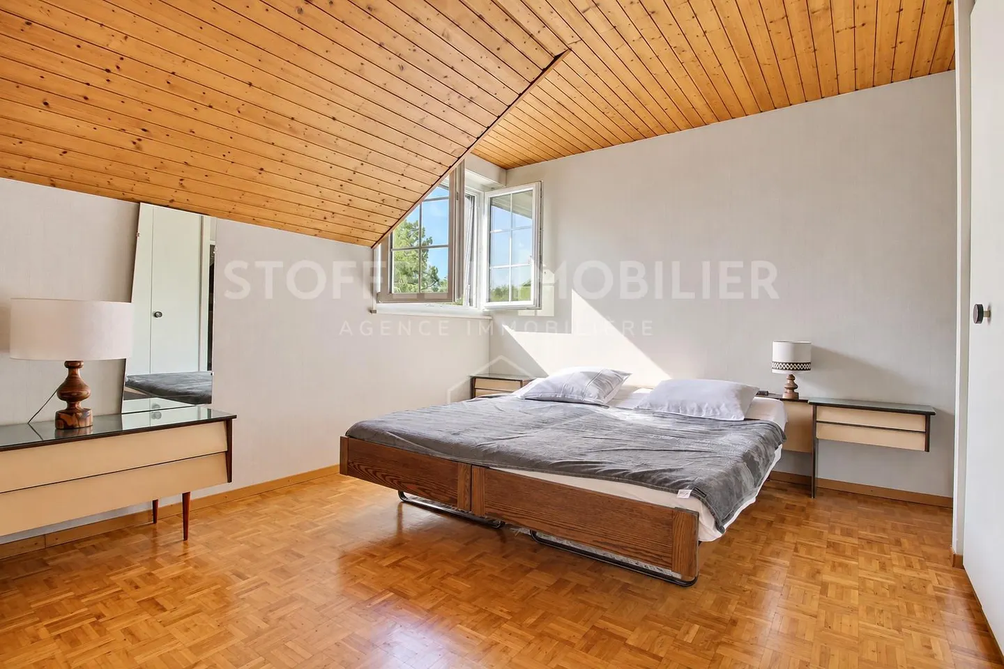 Charming Semi-Detached Villa - Photo 9 of 13