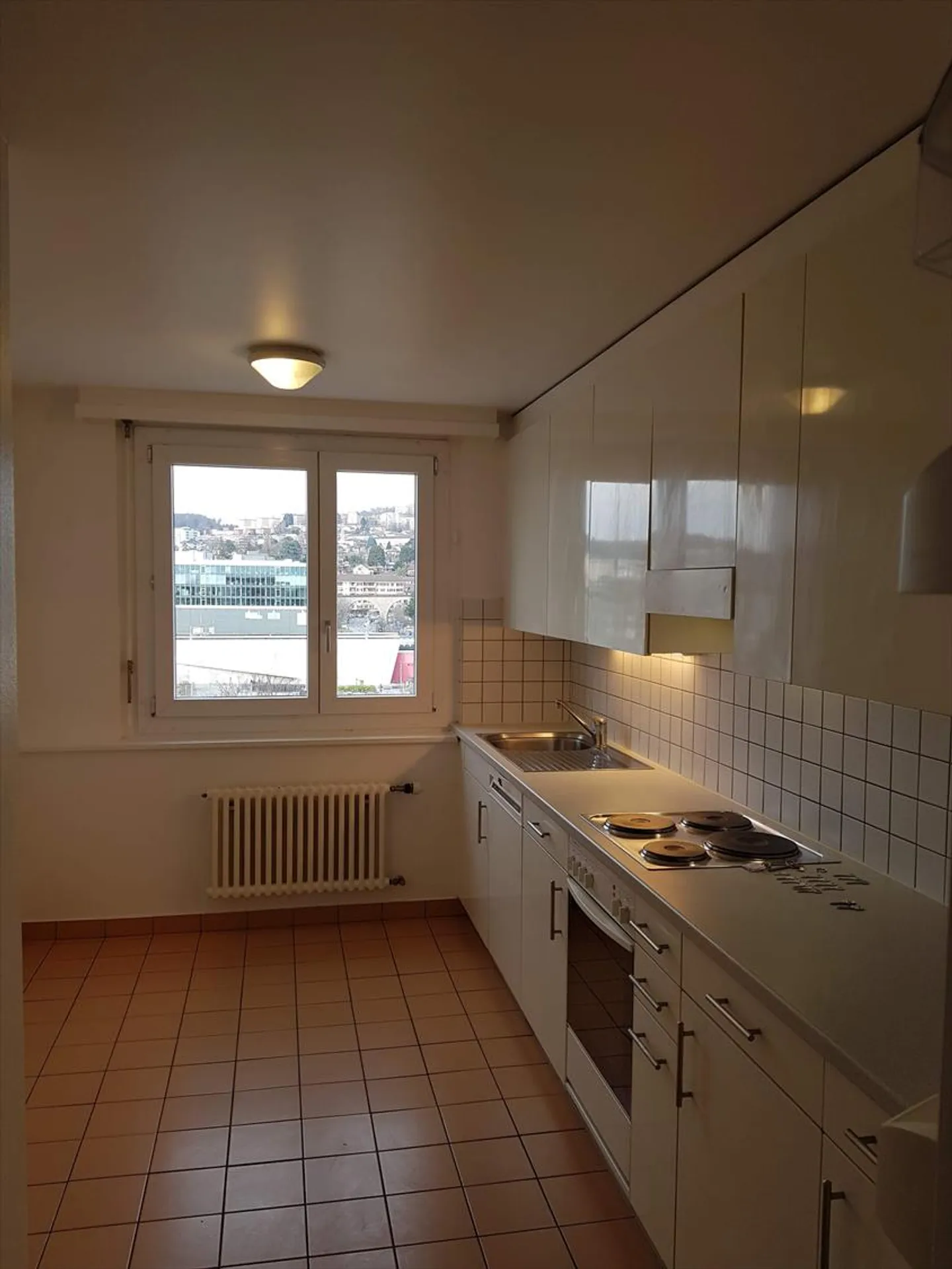 Appartamento 5.5 stanze - Foto 2 di 3