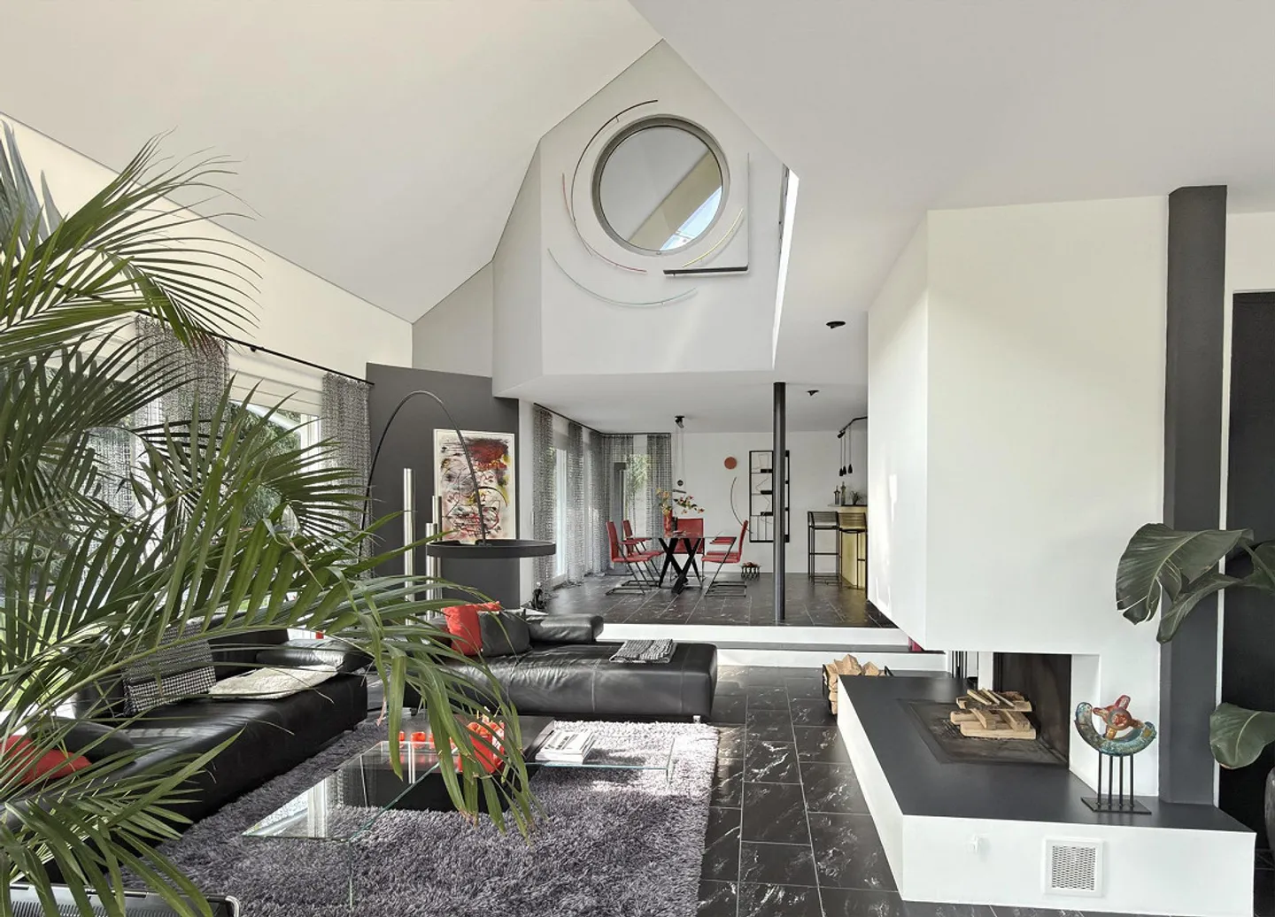 Casa unifamiliare di 4,5 stanze con fascino, vista panoramica e qualità della vita - Foto 8 di 9