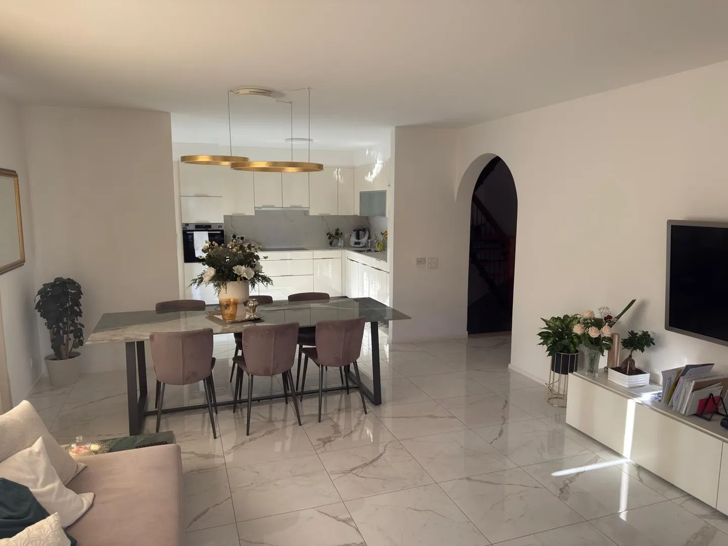 Agno / Cassina D'Agno grande casa unifamiliare con piscina - Foto 2 di 14