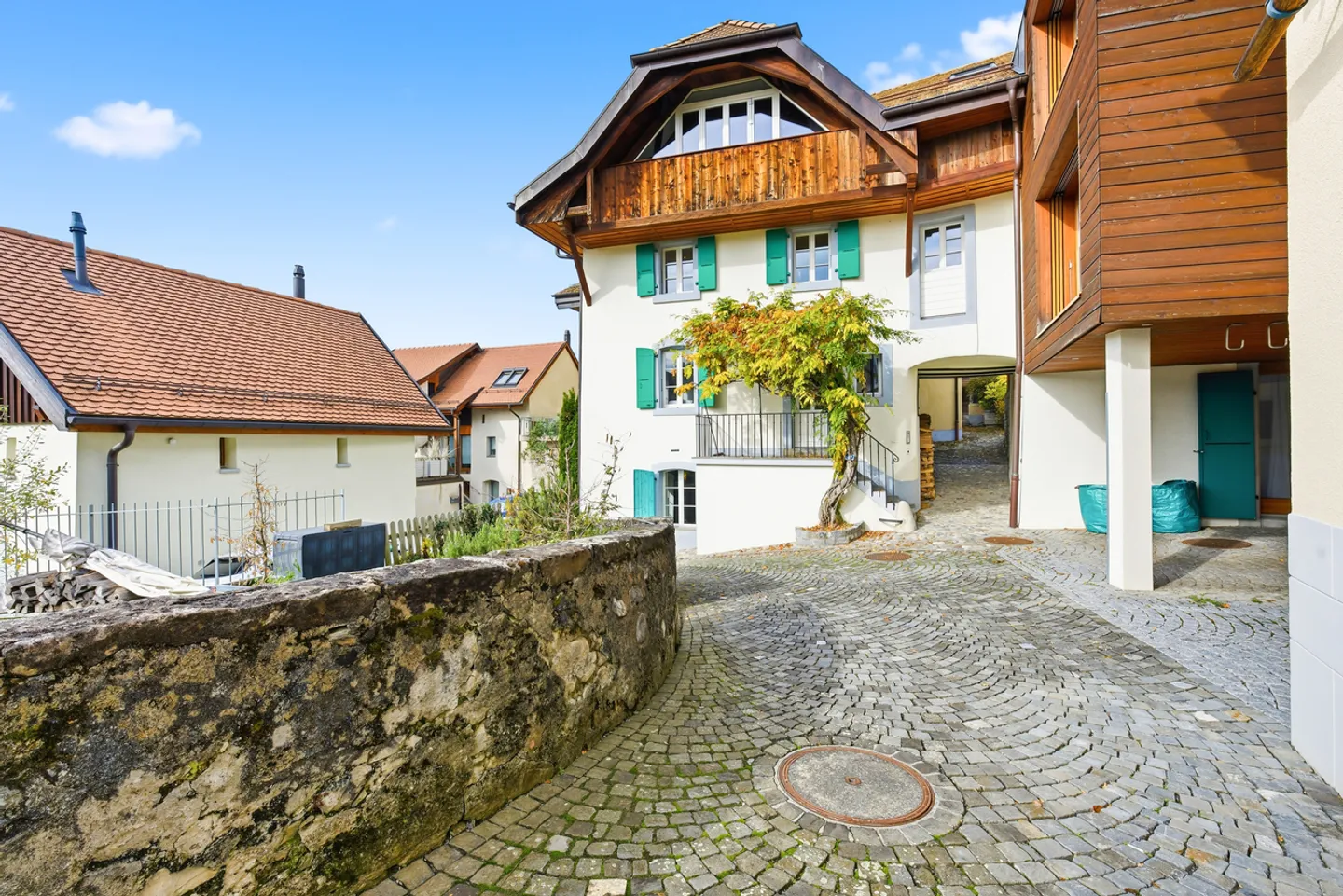 Charming Winemaker's House with Lake and Mountain View - Photo 18 of 33