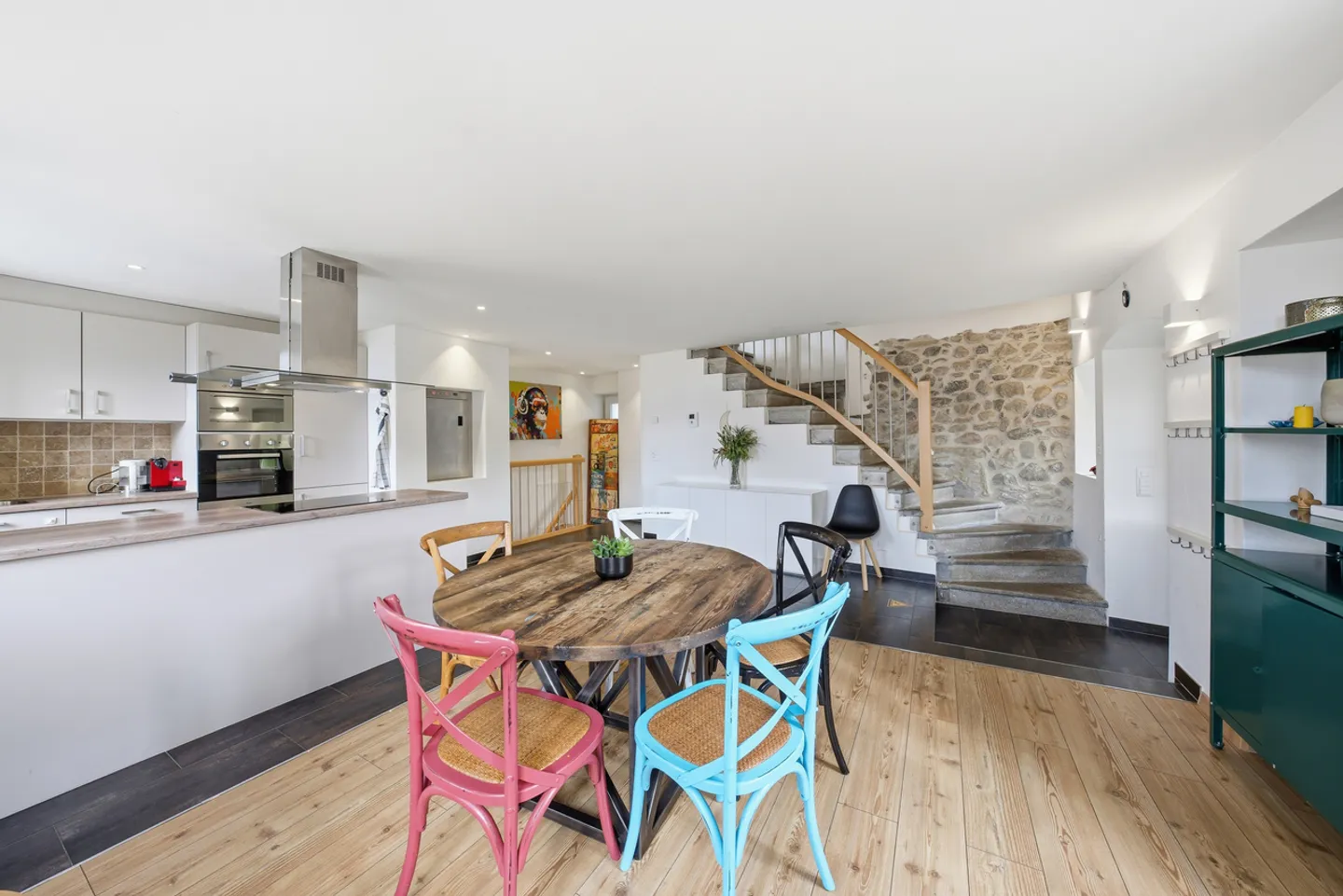 Charming Winemaker's House with Lake and Mountain View - Photo 21 of 33