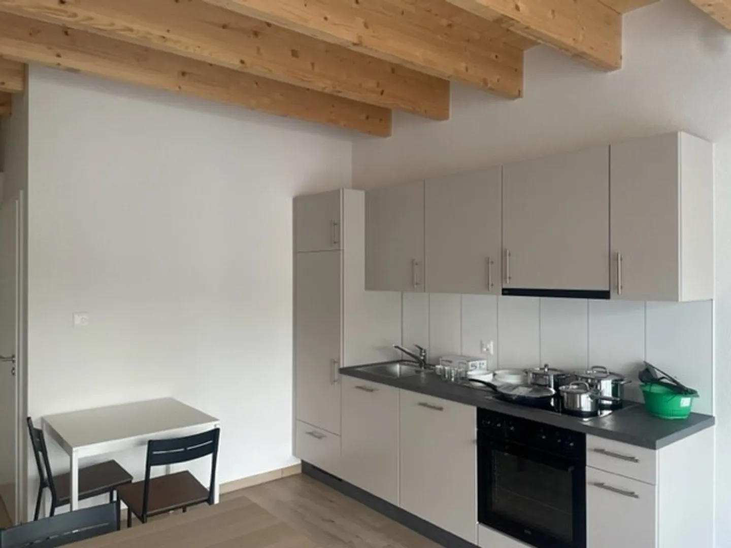 Studio Entièrement Meublé - Photo 1 sur 3