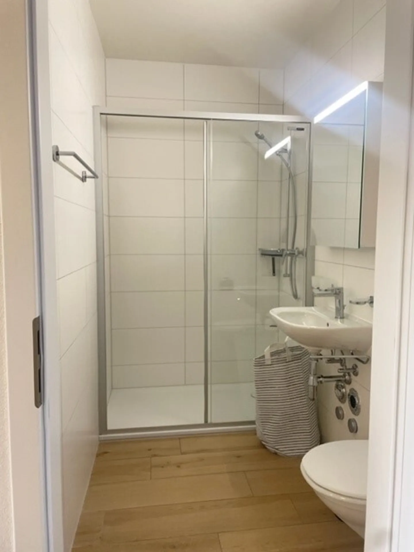 Studio Entièrement Meublé - Photo 3 sur 3