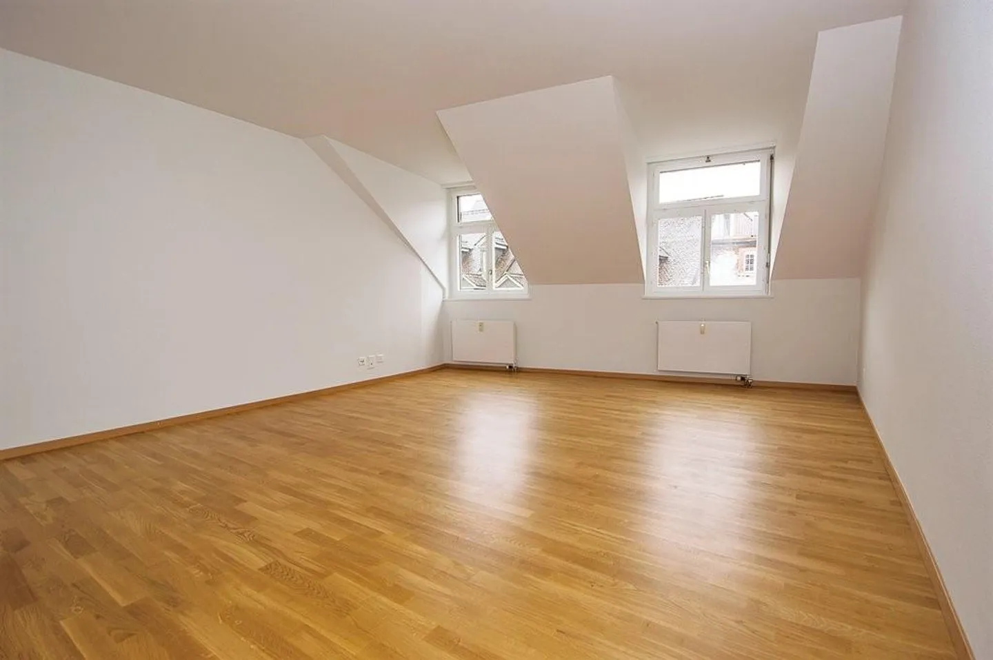 Appartement moderne de 3,5 pièces sur Spitalgasse ! - Photo 5 sur 9