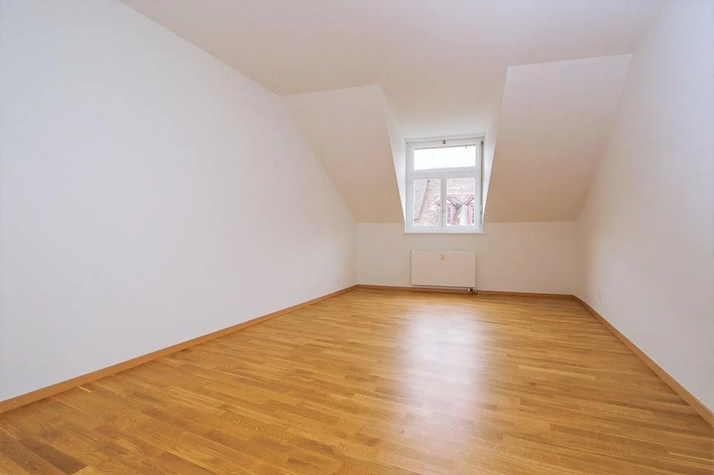 Appartement moderne de 3,5 pièces sur Spitalgasse ! - Photo 6 sur 9