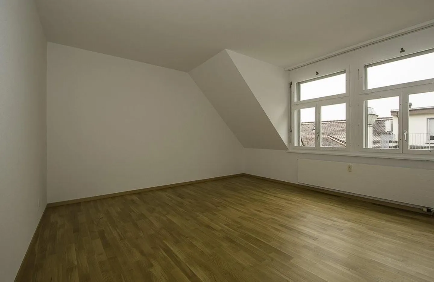 Appartement moderne de 3,5 pièces sur Spitalgasse ! - Photo 7 sur 9