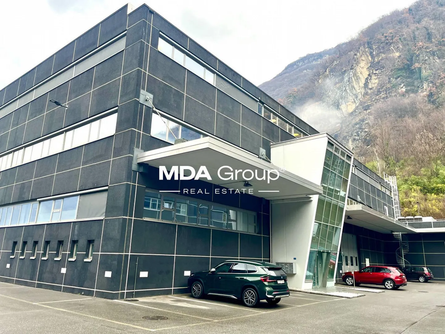 Lager - Arbedo-Castione - Foto 2 von 10