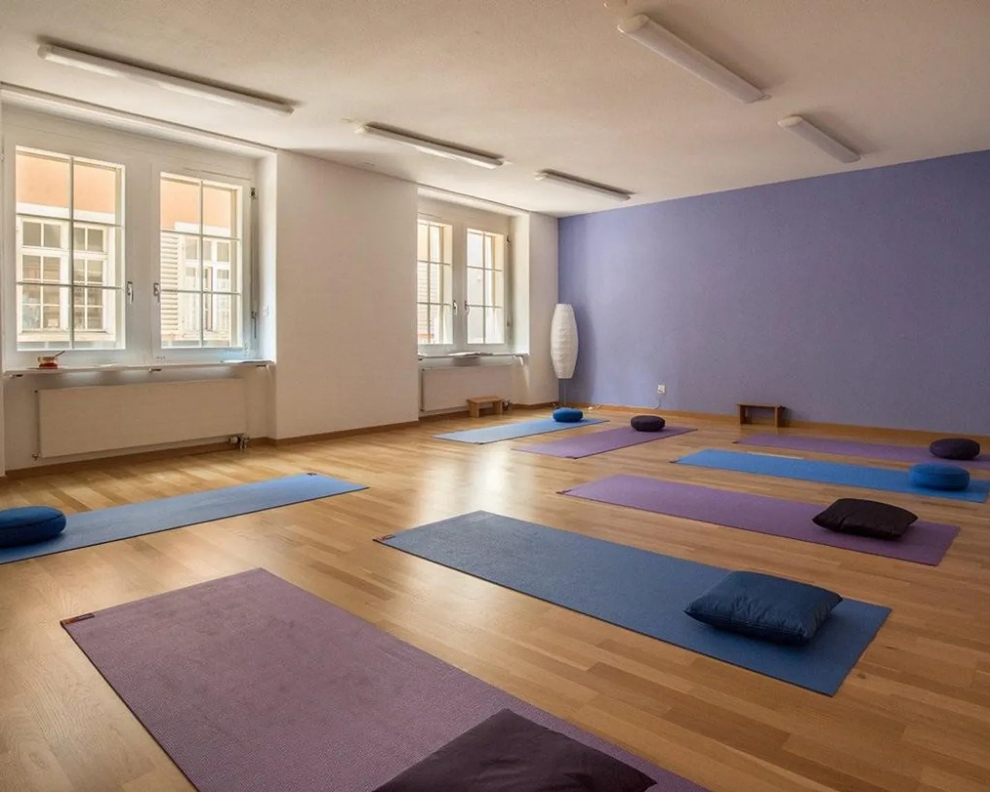 Camera affascinante nel cuore di Winterthur - disponibile dal 01.07. - Foto 2 di 3