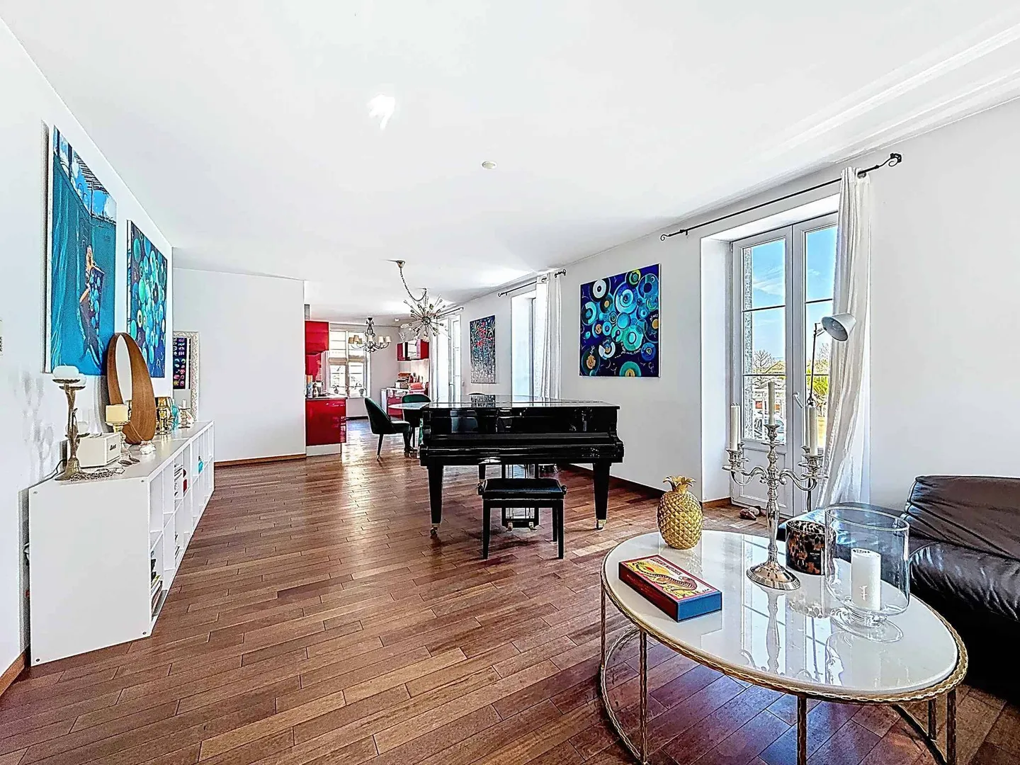 Dreamlike View - Magnificent Bright Apartment - Photo 2 of 11