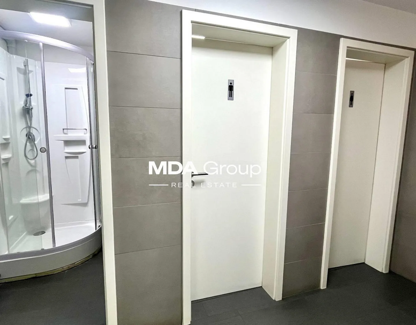 Lager - Arbedo-Castione - Foto 9 von 10