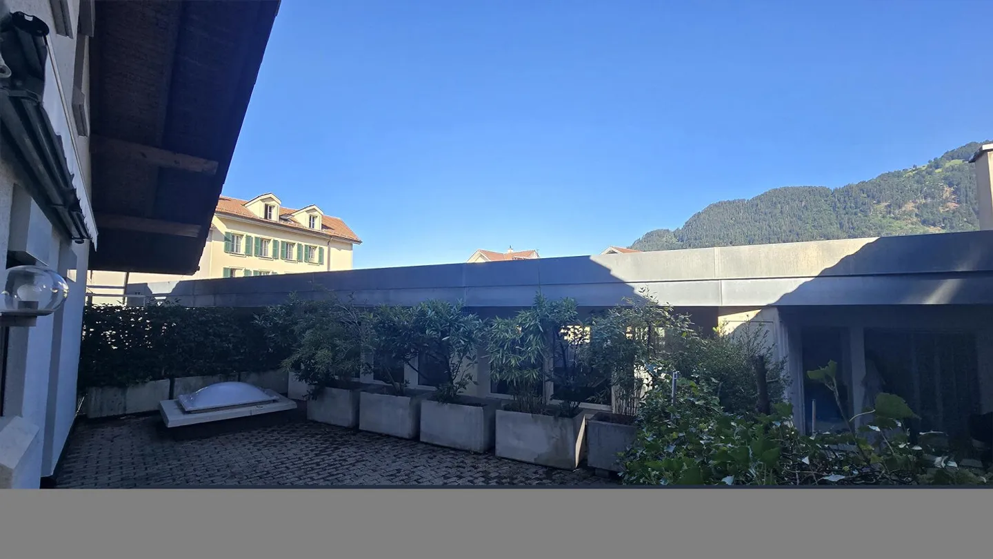 Charming Living Directly on the Aare - Extraordinary 3.5-Room Apartment - Photo 9 of 22