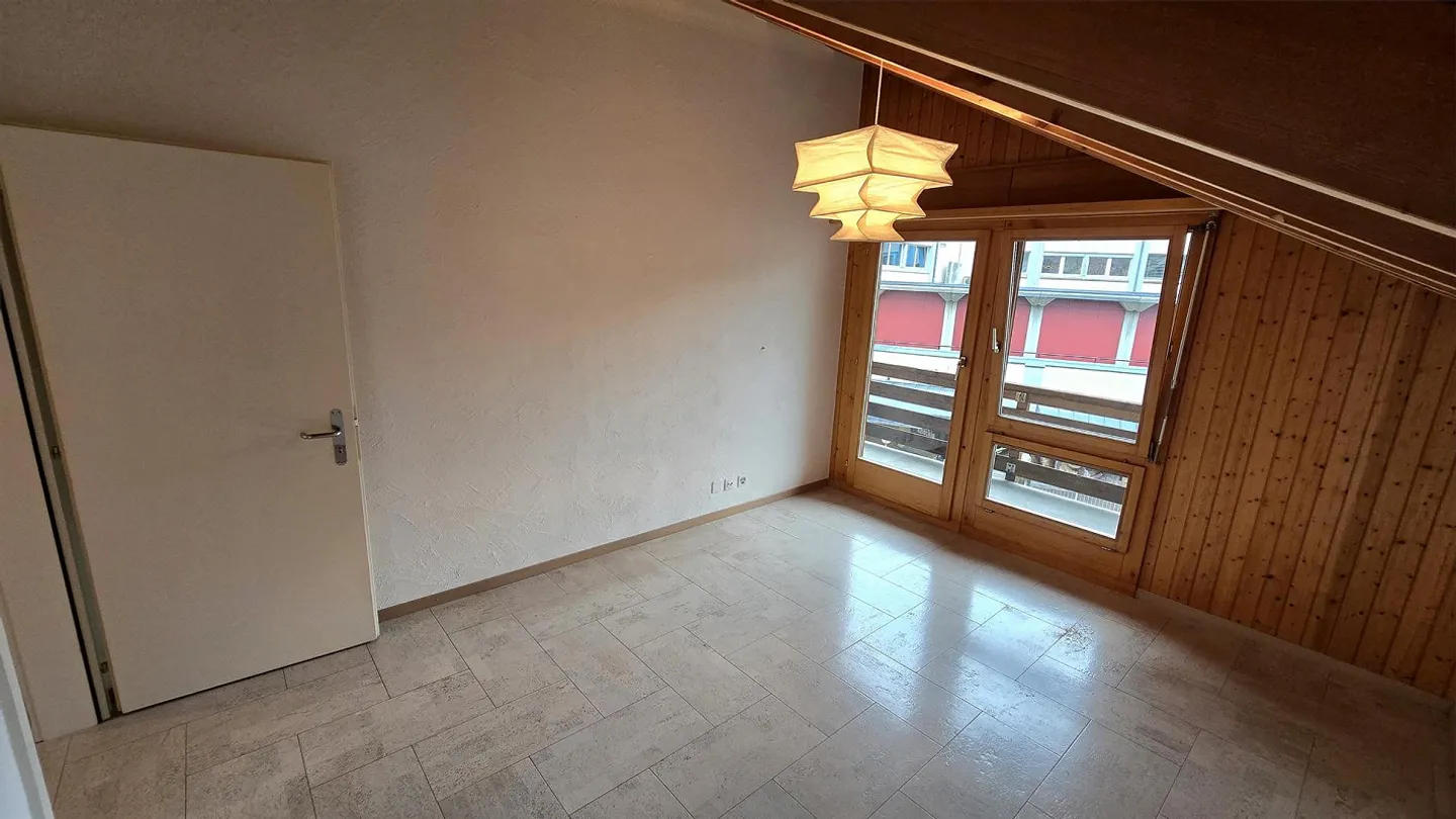 Charming Living Directly on the Aare - Extraordinary 3.5-Room Apartment - Photo 18 of 22