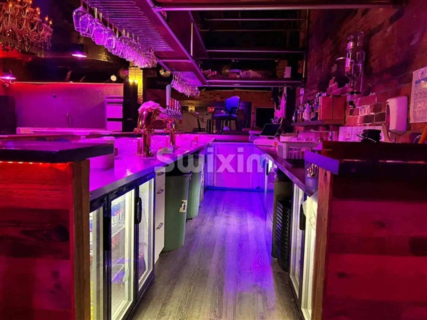 Opportunity! Nightclub in the heart of downtown! - Photo 4 of 5