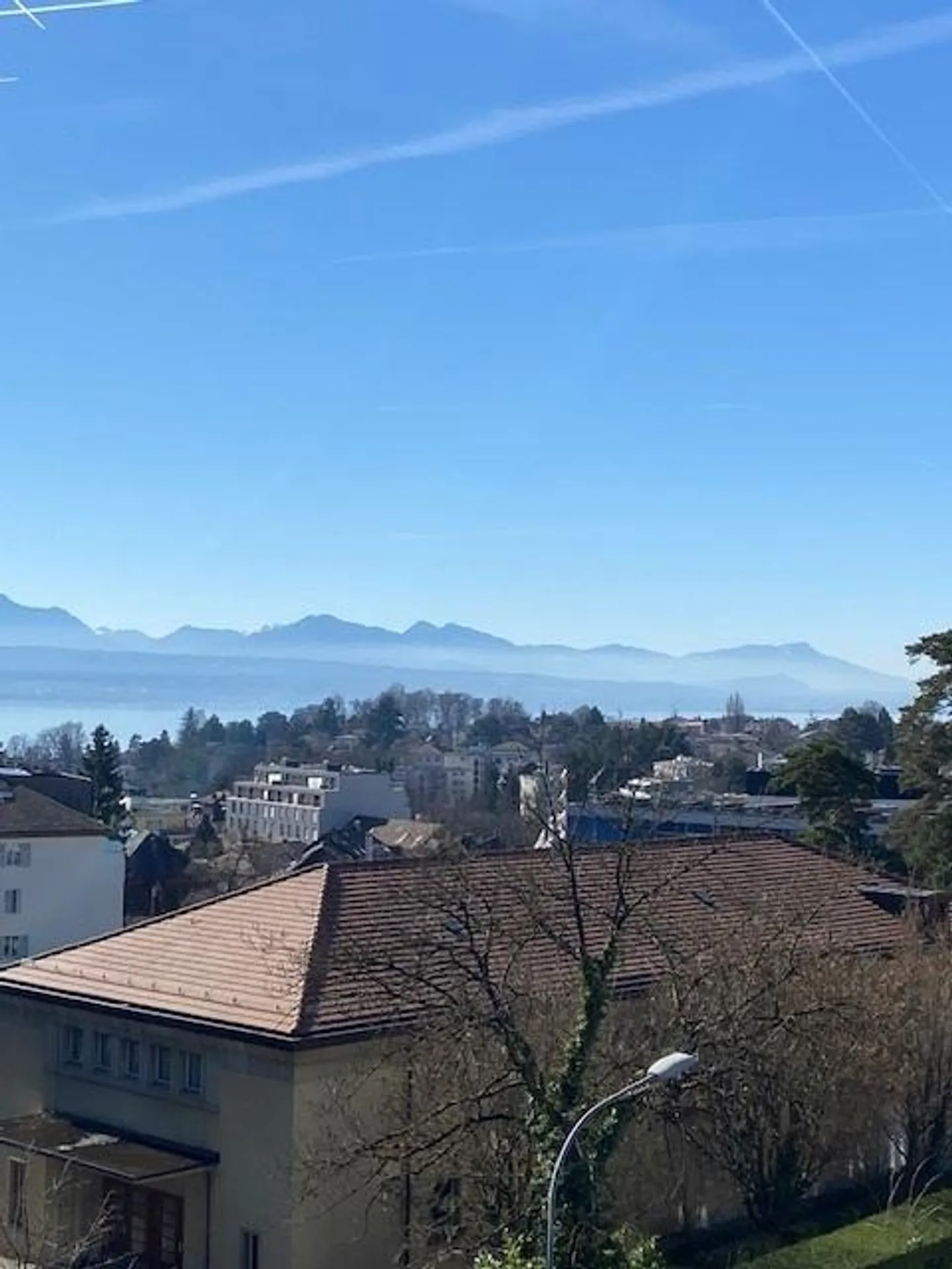 Charmante 2.5 Zimmer Wohnung - Foto 2 von 9