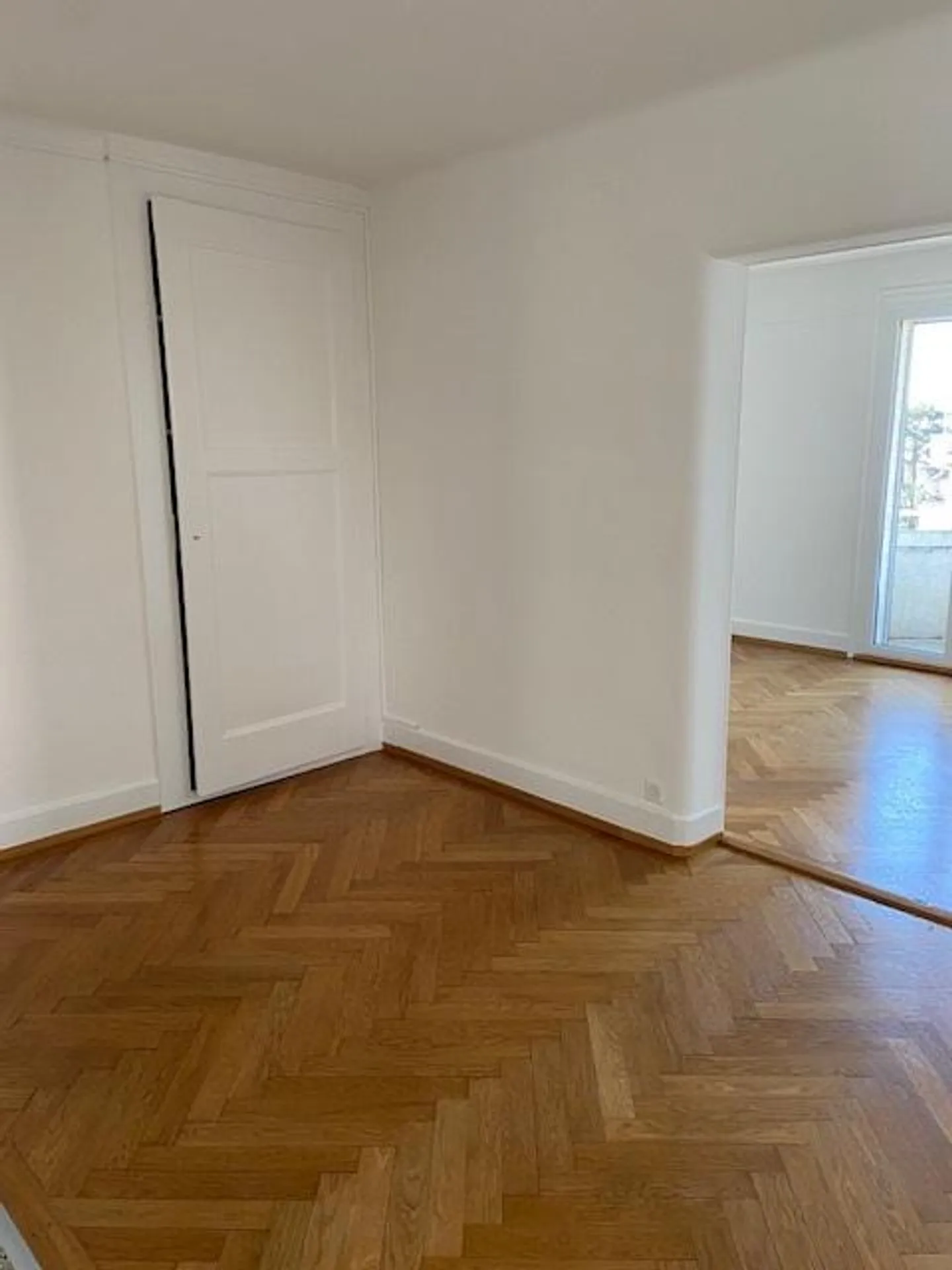 Charmante 2.5 Zimmer Wohnung - Foto 6 von 9