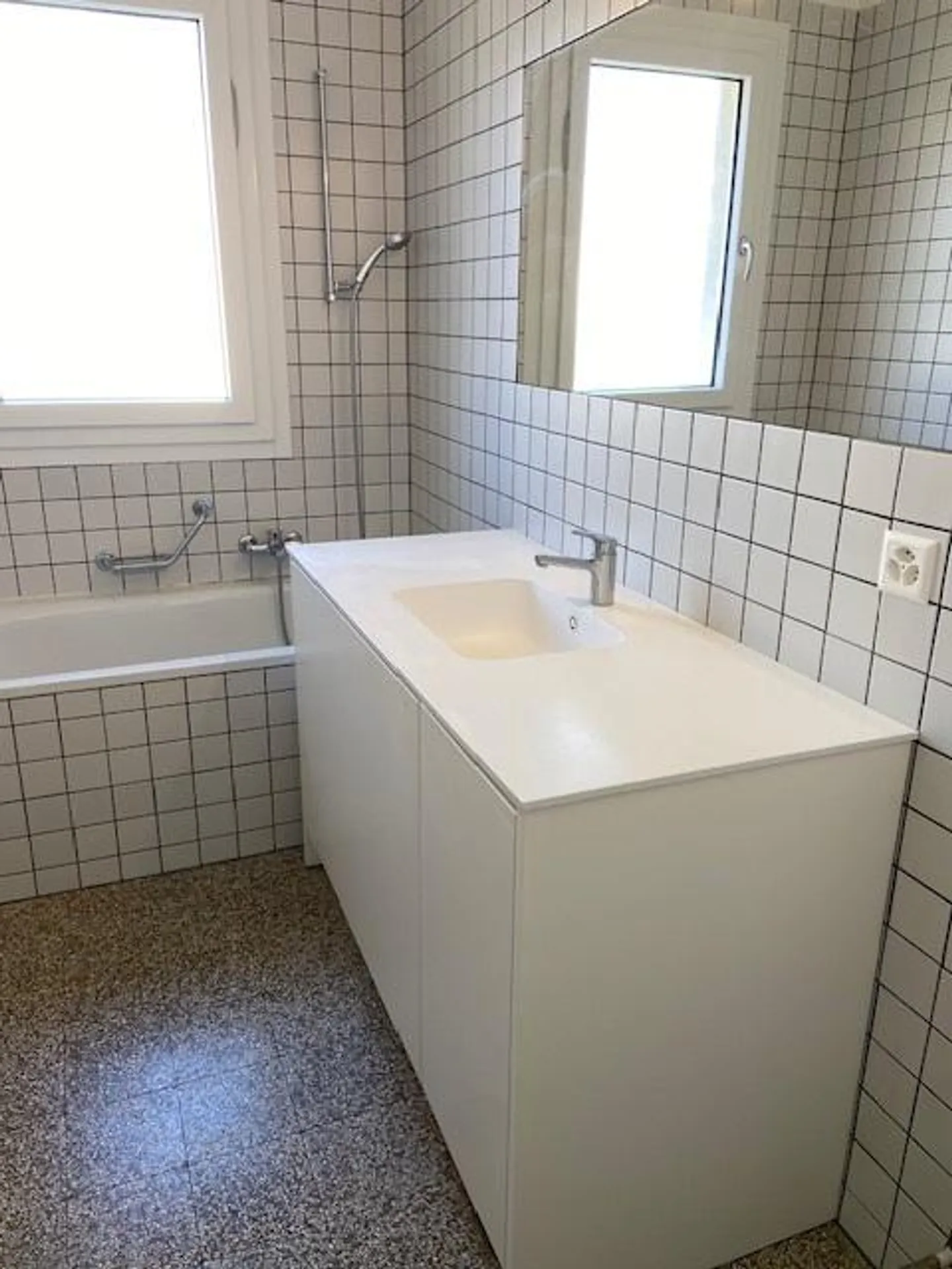 Charmante 2.5 Zimmer Wohnung - Foto 8 von 9