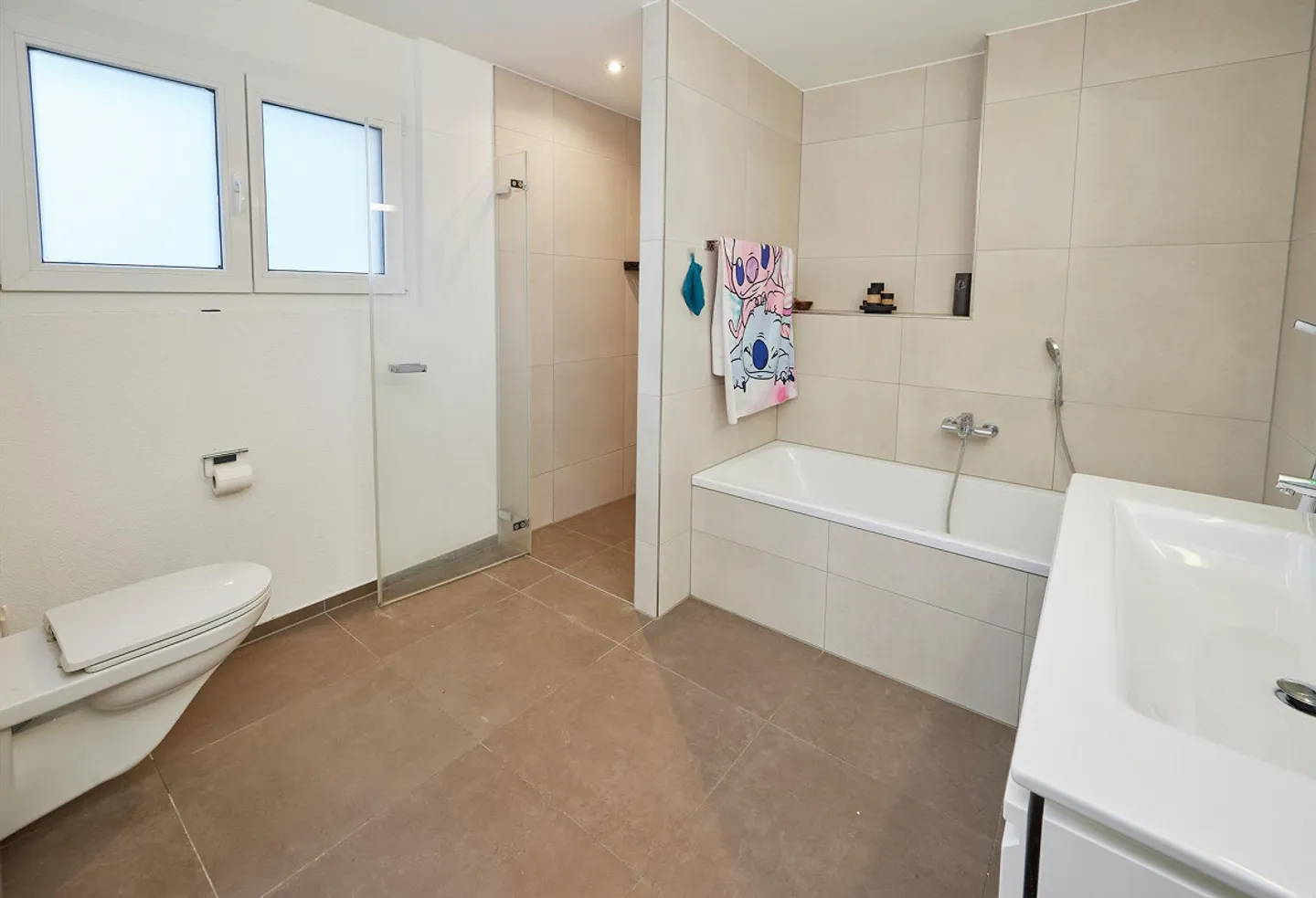 Moderne Wohnung mit Garten - Foto 15 von 26