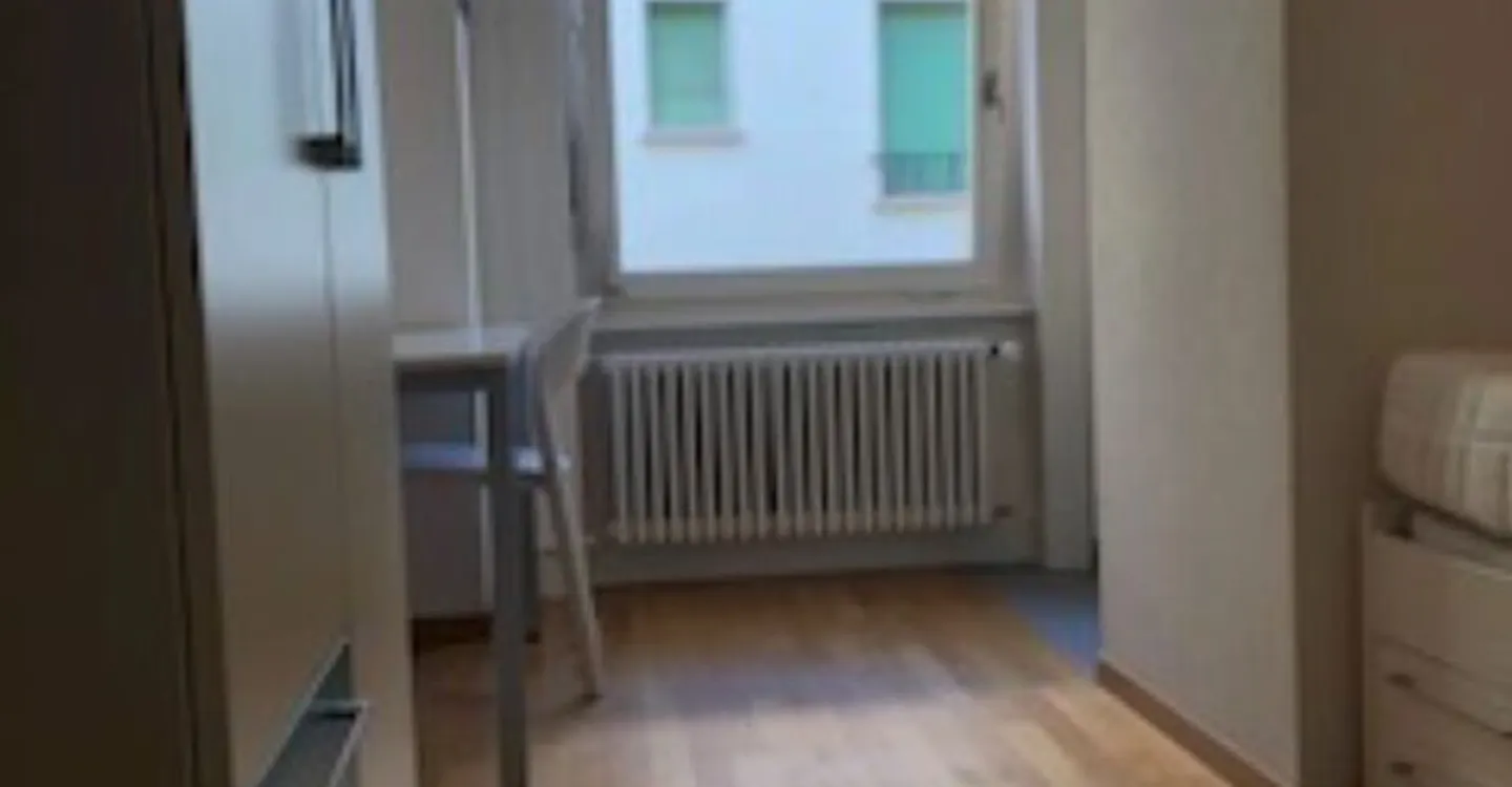 Charming furnished studio - Photo 4 of 6