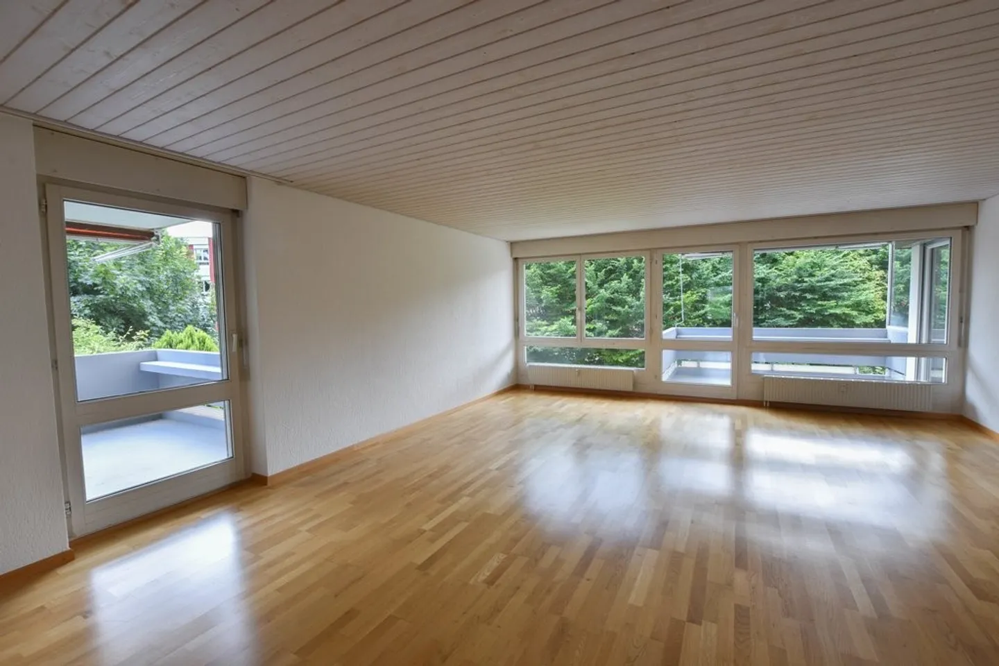 Charming 4.5-Room Apartment - Photo 5 of 12