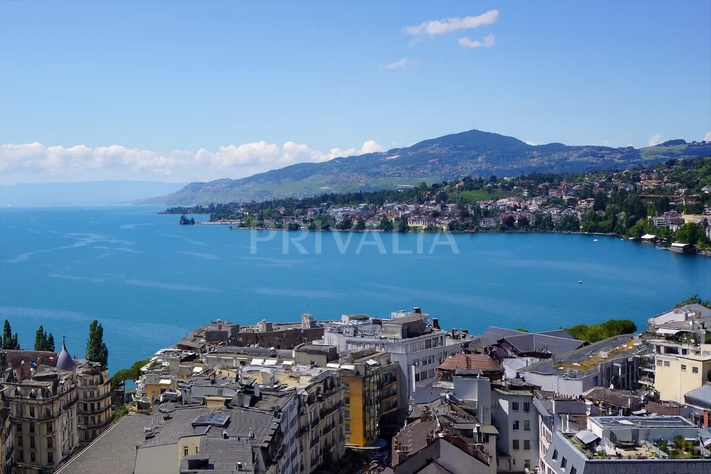 Exklusiv - 2 ½-Zimmer-Wohnung mit Balkon und atemberaubendem Blick - Foto 7 von 9