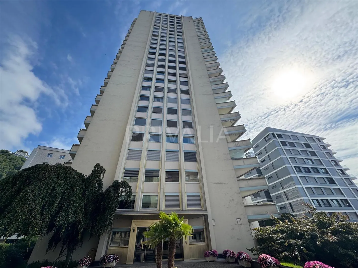 Exklusiv - 2 ½-Zimmer-Wohnung mit Balkon und atemberaubendem Blick - Foto 8 von 9