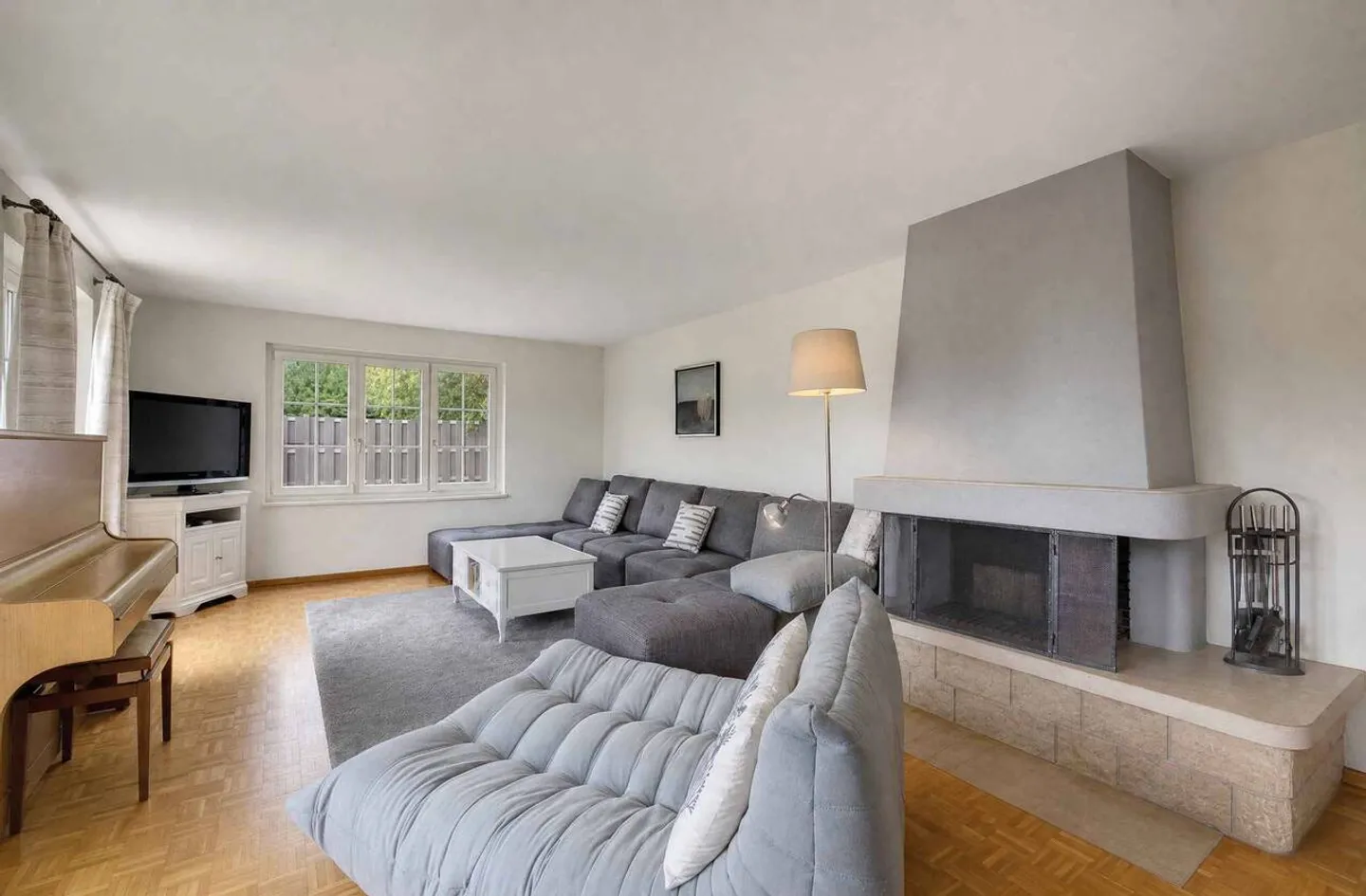 Villa spacieuse avec piscine - Photo 3 sur 13