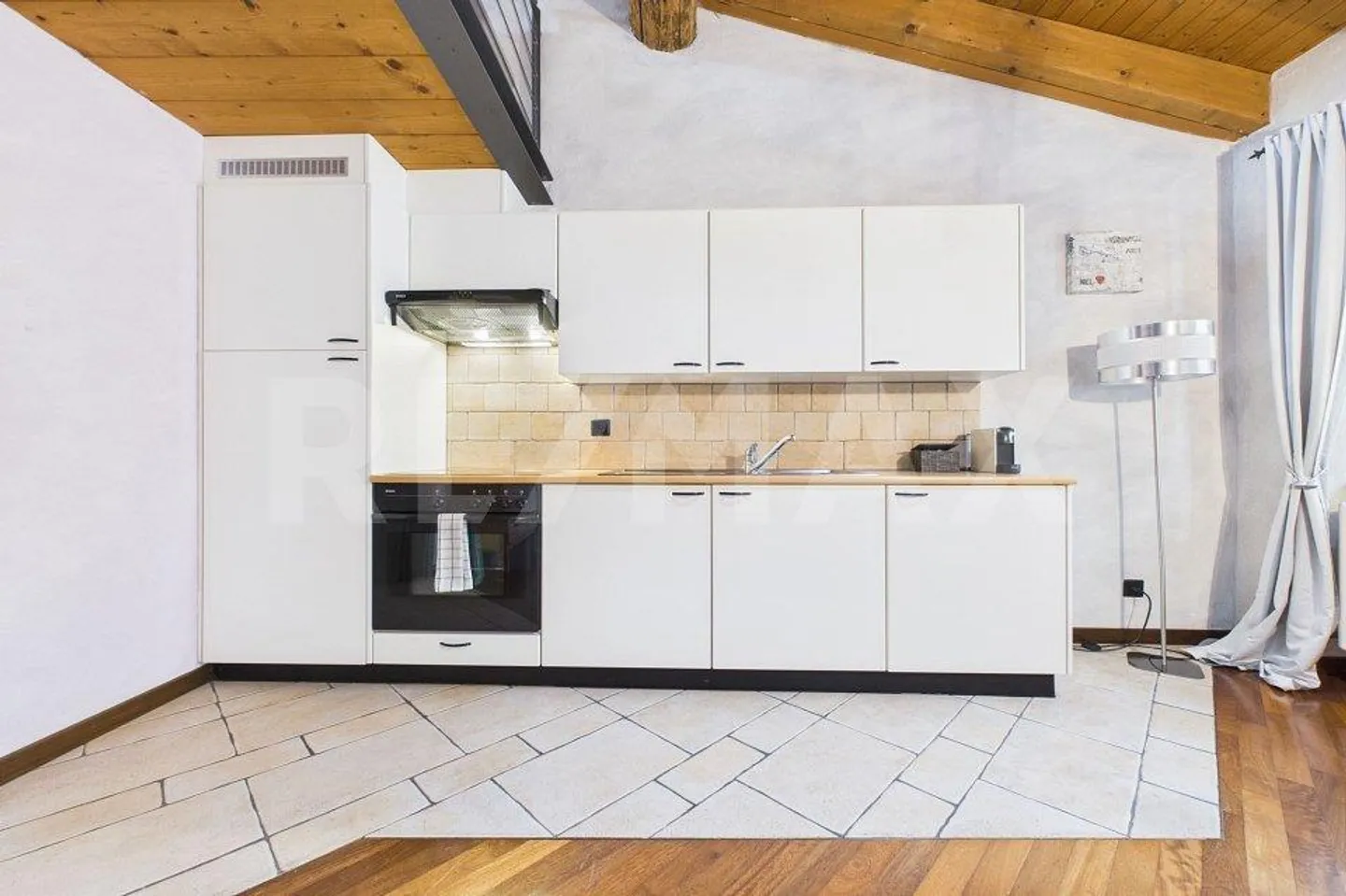 Maisonette élégante meublée de 1½ pièces avec vue sur le lac à Morcote - Photo 5 sur 13