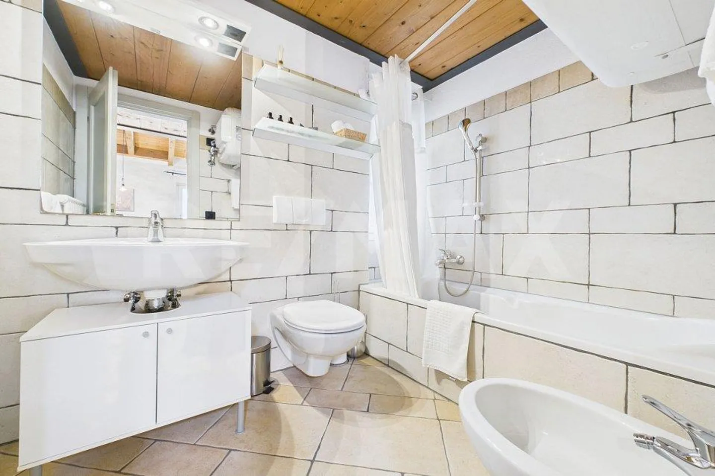 Maisonette élégante meublée de 1½ pièces avec vue sur le lac à Morcote - Photo 10 sur 13