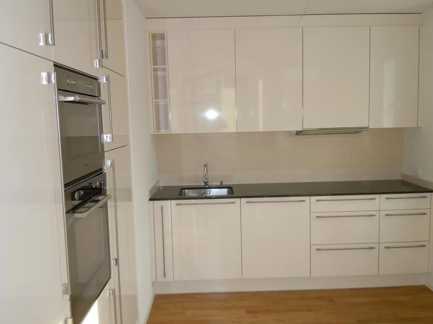 Bright apartment in a sunny location - near Glattzentrum - Photo 2 of 8