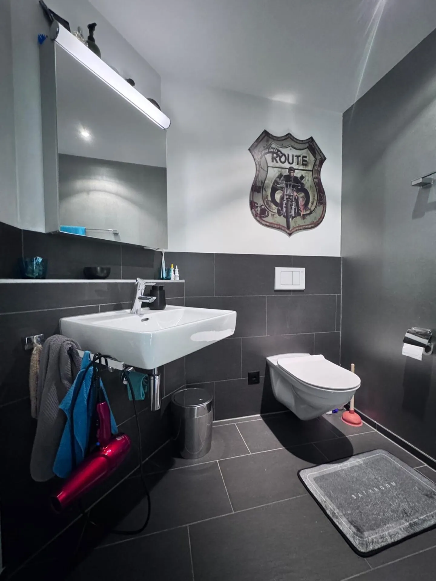 Moderna casa bifamiliare di 5,5 stanze con veranda, cucina XXL e box garage in posizione tranquilla - Foto 10 di 29