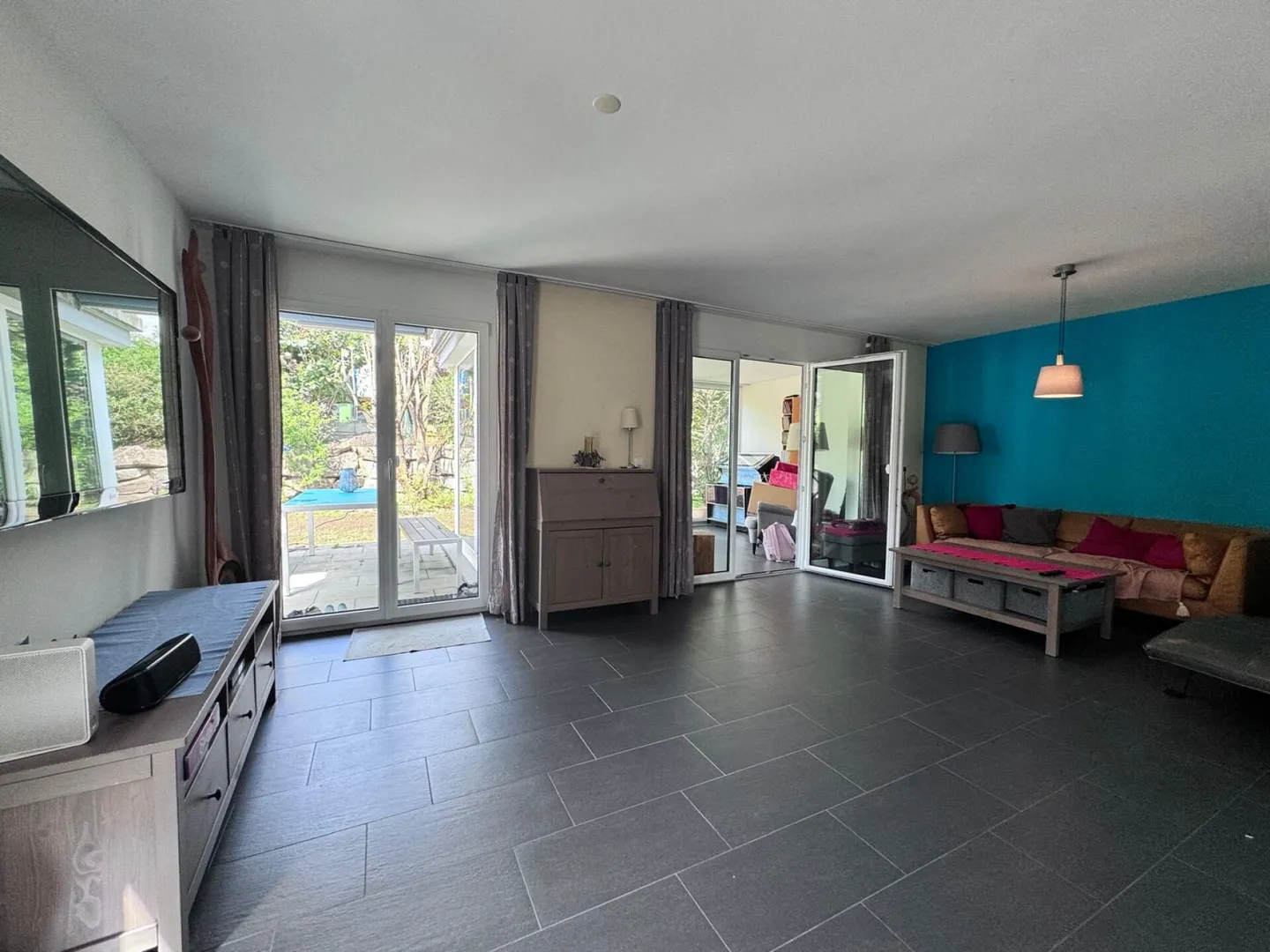 Moderna casa bifamiliare di 5,5 stanze con veranda, cucina XXL e box garage in posizione tranquilla - Foto 18 di 29