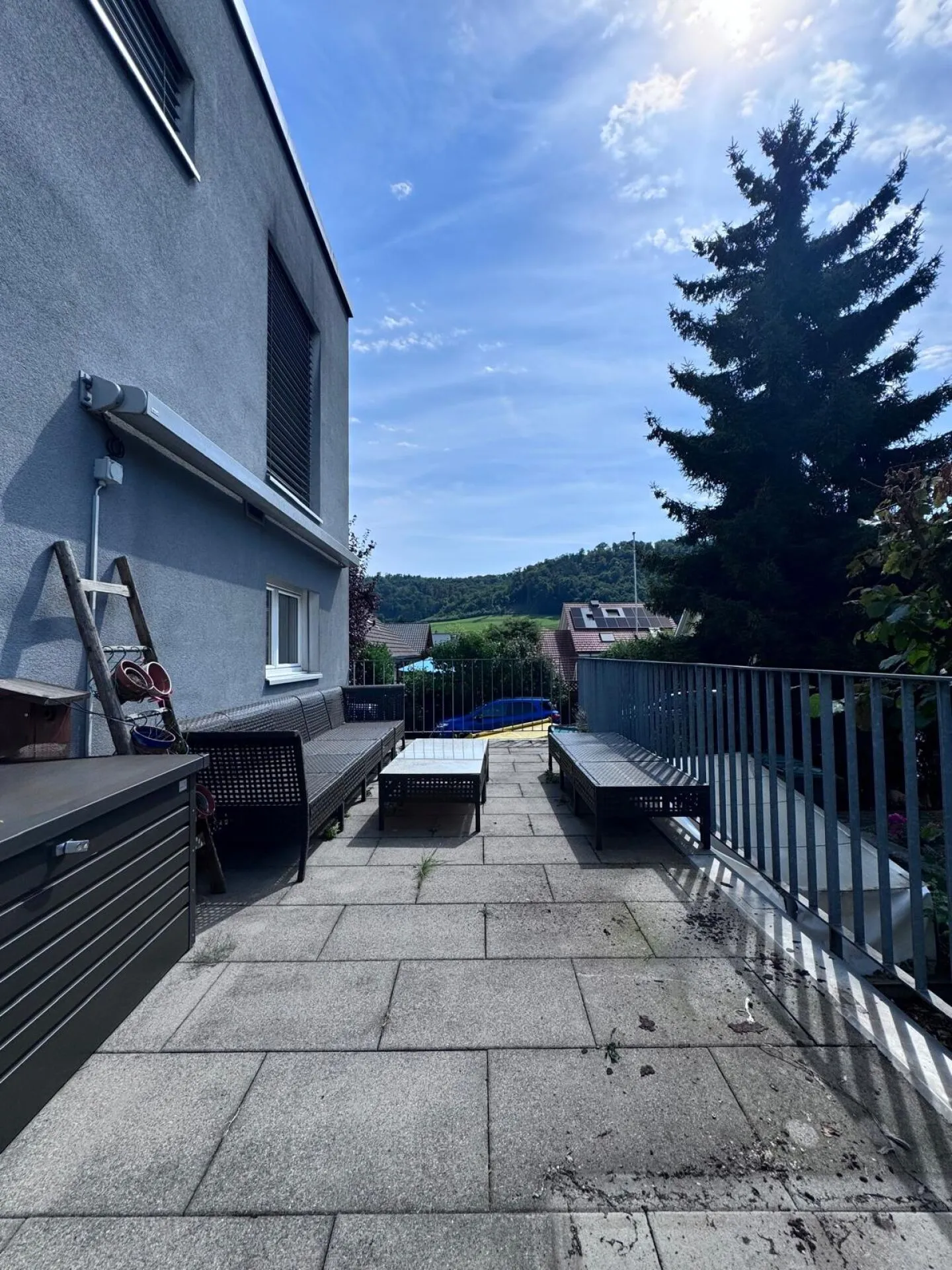 Moderna casa bifamiliare di 5,5 stanze con veranda, cucina XXL e box garage in posizione tranquilla - Foto 22 di 29