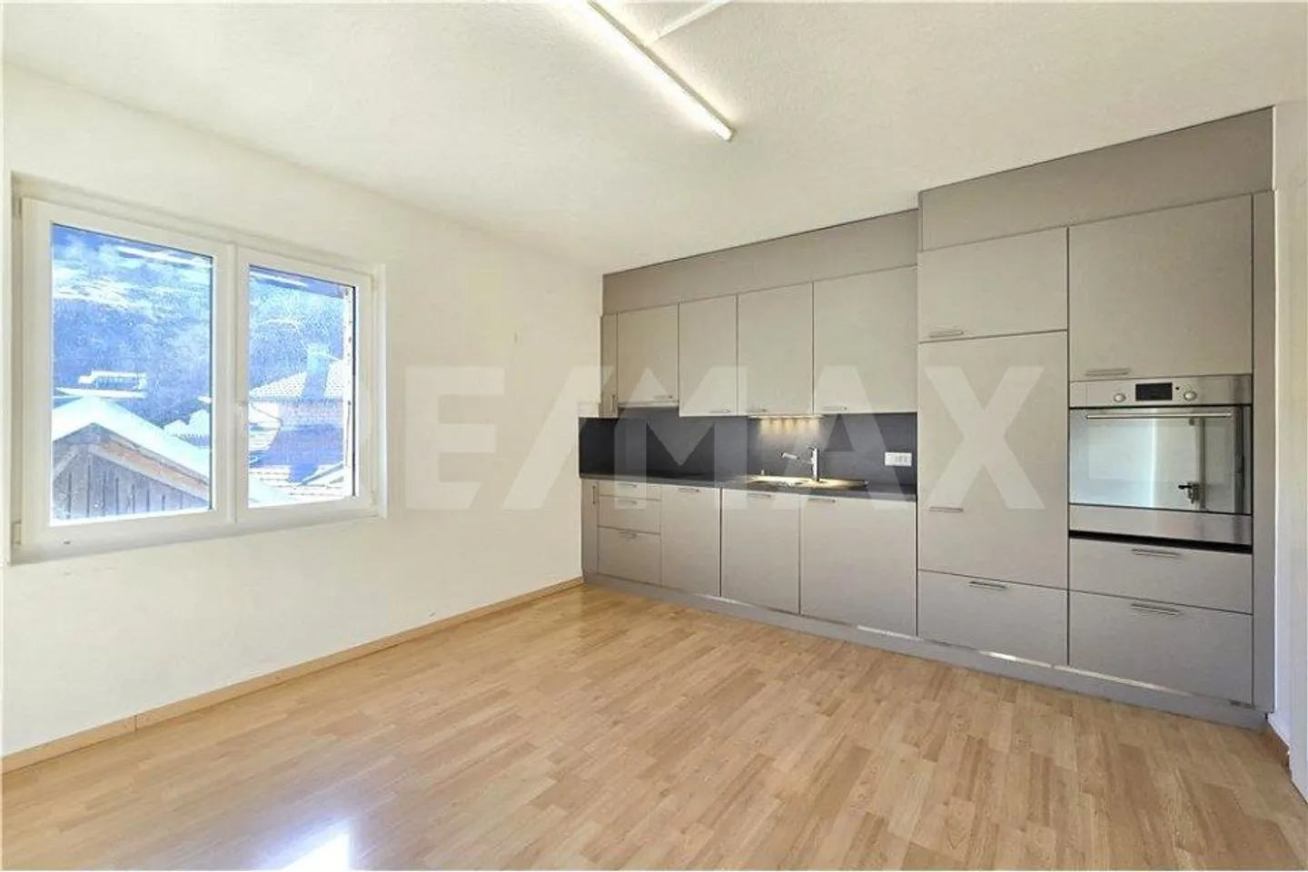 Immeuble multifamilial avec un grand potentiel d'investissement - Photo 3 sur 13