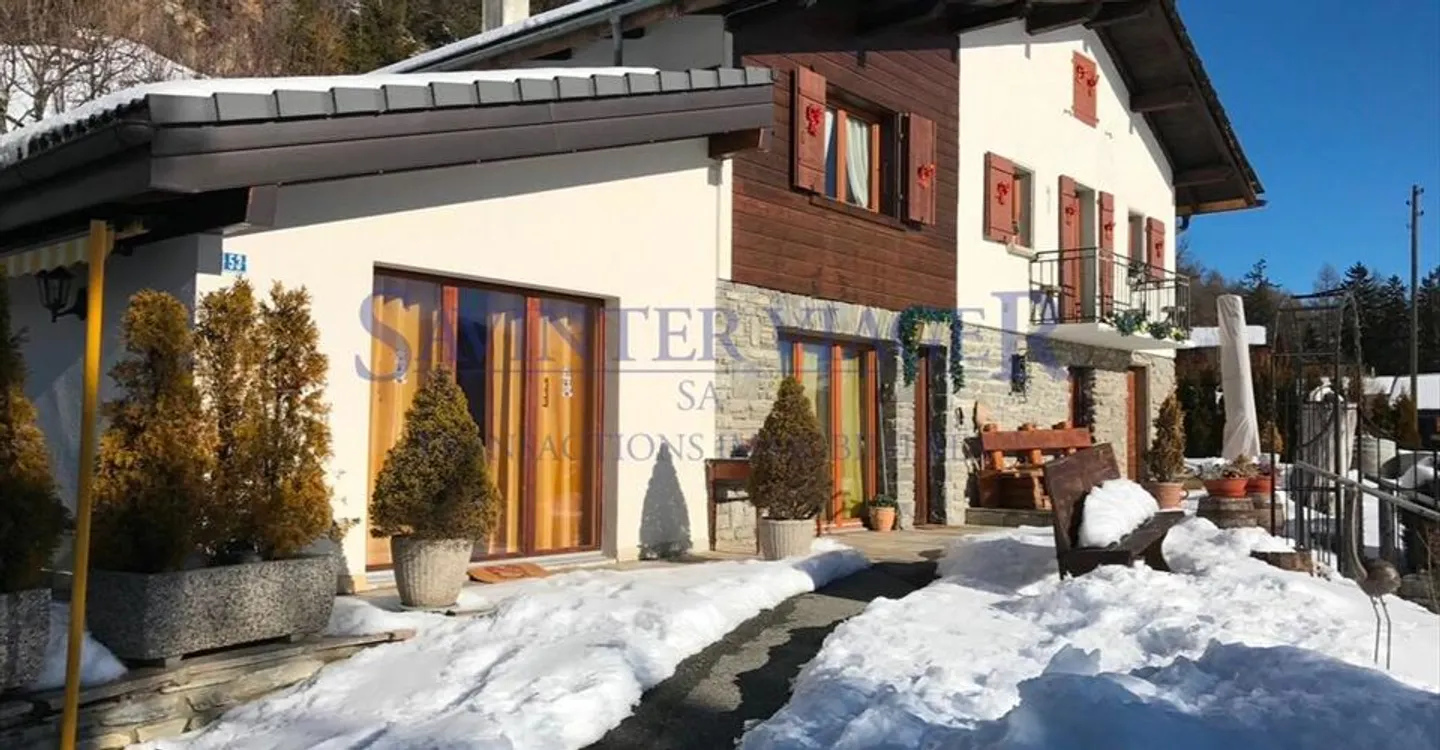 Savièse, Rustic Chalet with a Magnificent View - Occupied Life Annuity - Photo 1 of 13