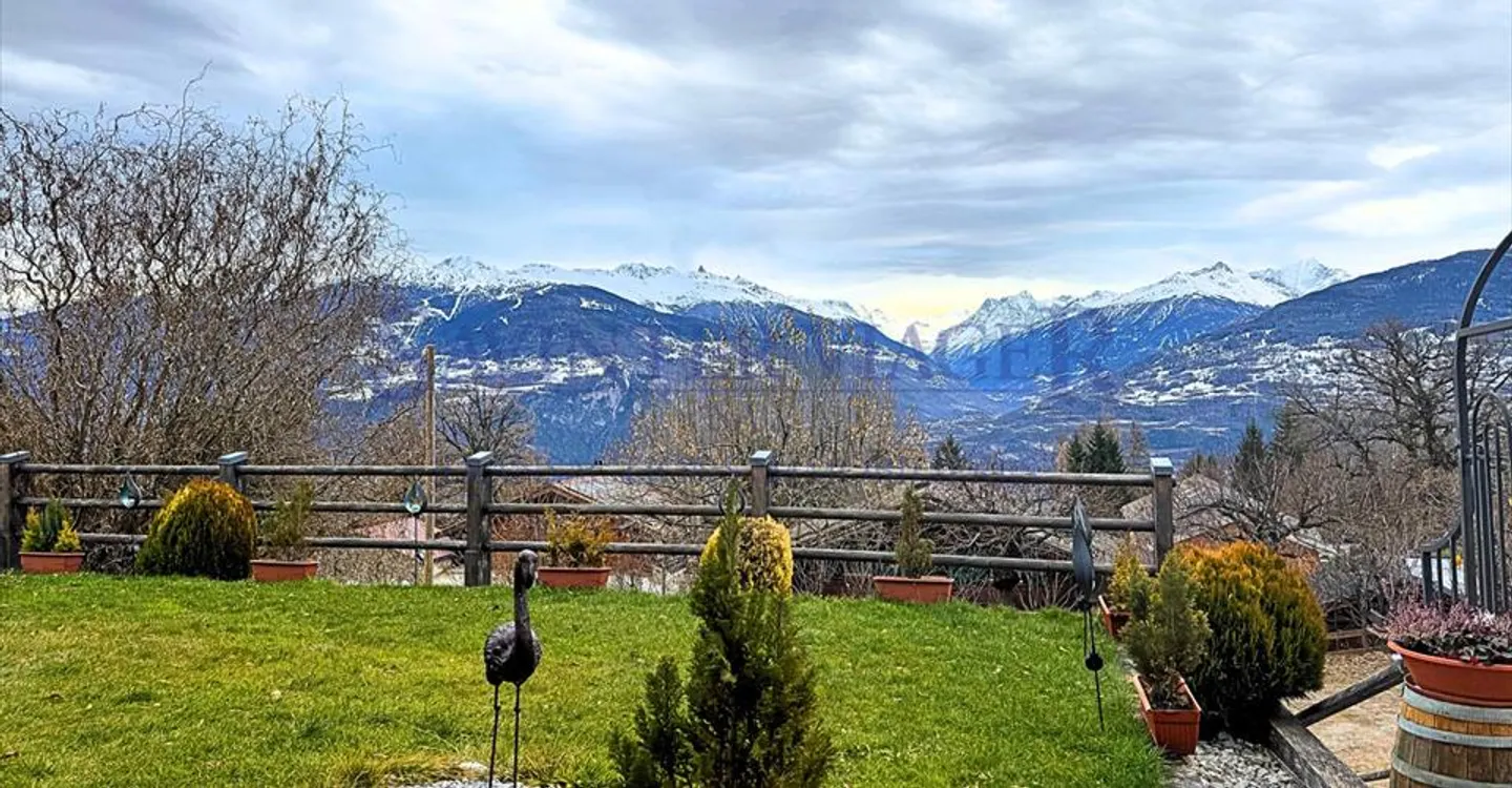 Savièse, Rustic Chalet with a Magnificent View - Occupied Life Annuity - Photo 5 of 13