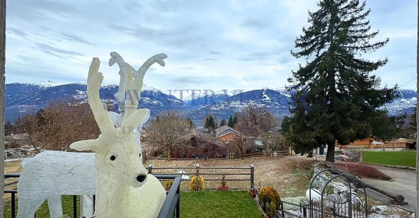 Savièse, Rustic Chalet with a Magnificent View - Occupied Life Annuity - Photo 12 of 13